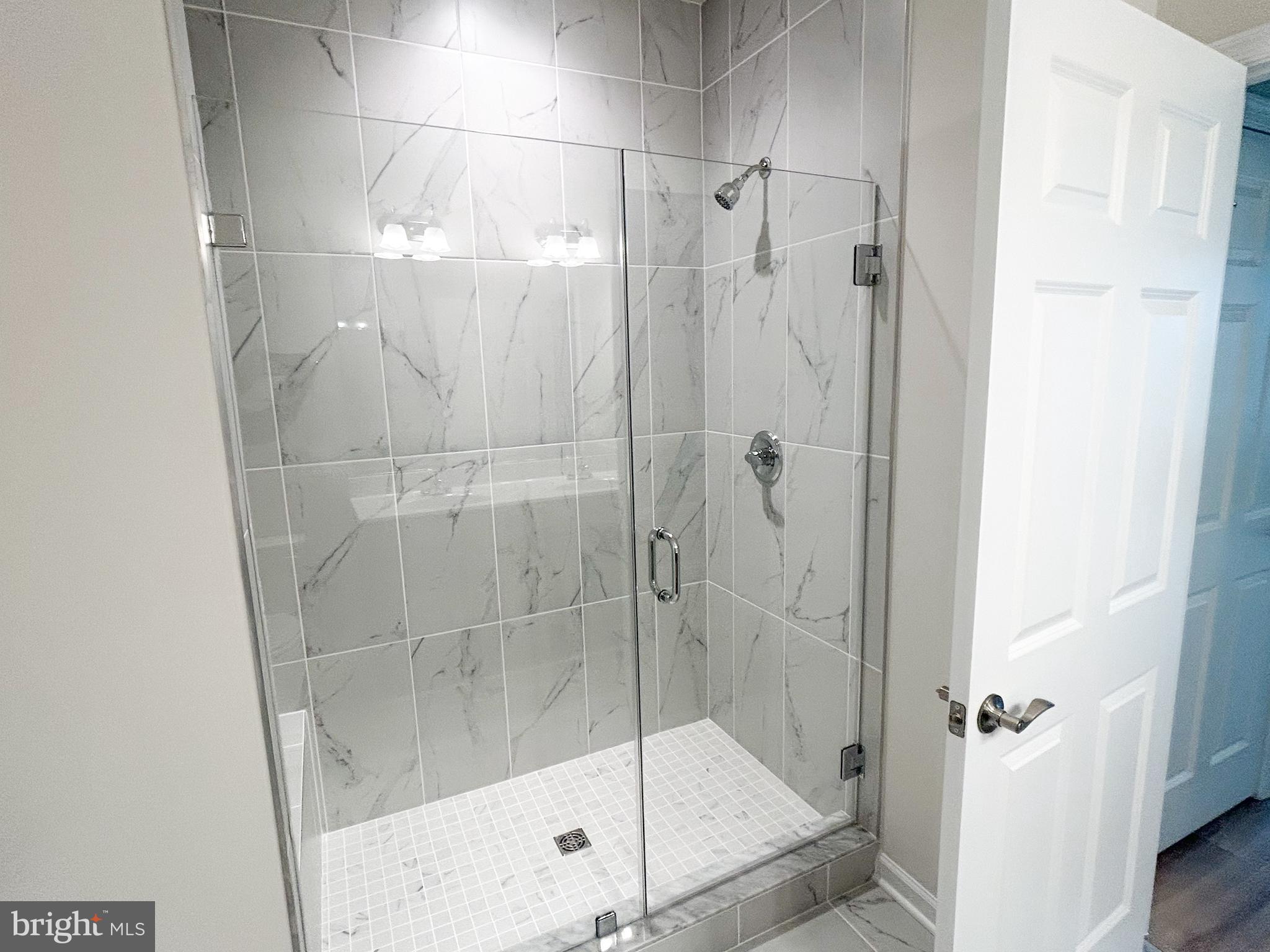 HIATT POINTE AT SNOWDEN BRIDGE - Residential