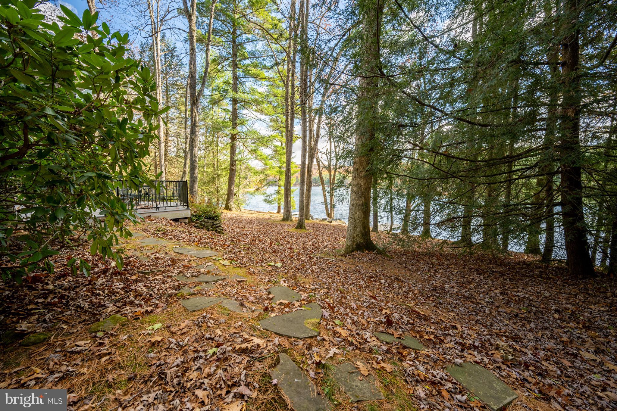 HARVEY PENINSULA - Residential