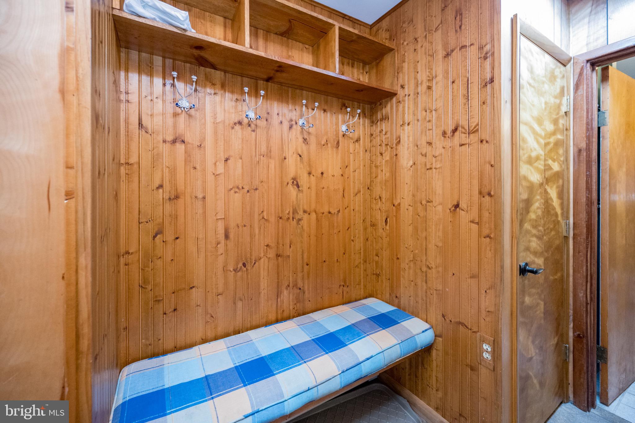 HARVEY PENINSULA - Residential