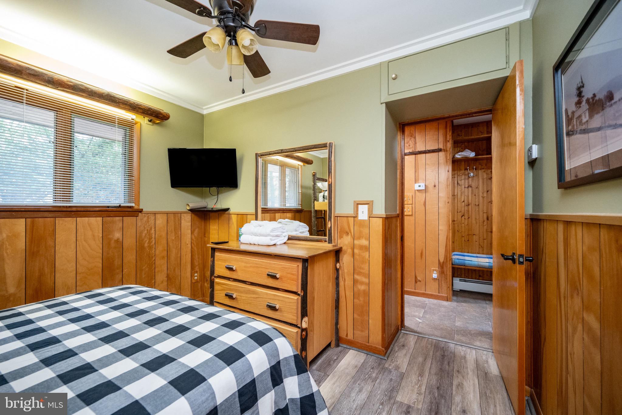 HARVEY PENINSULA - Residential