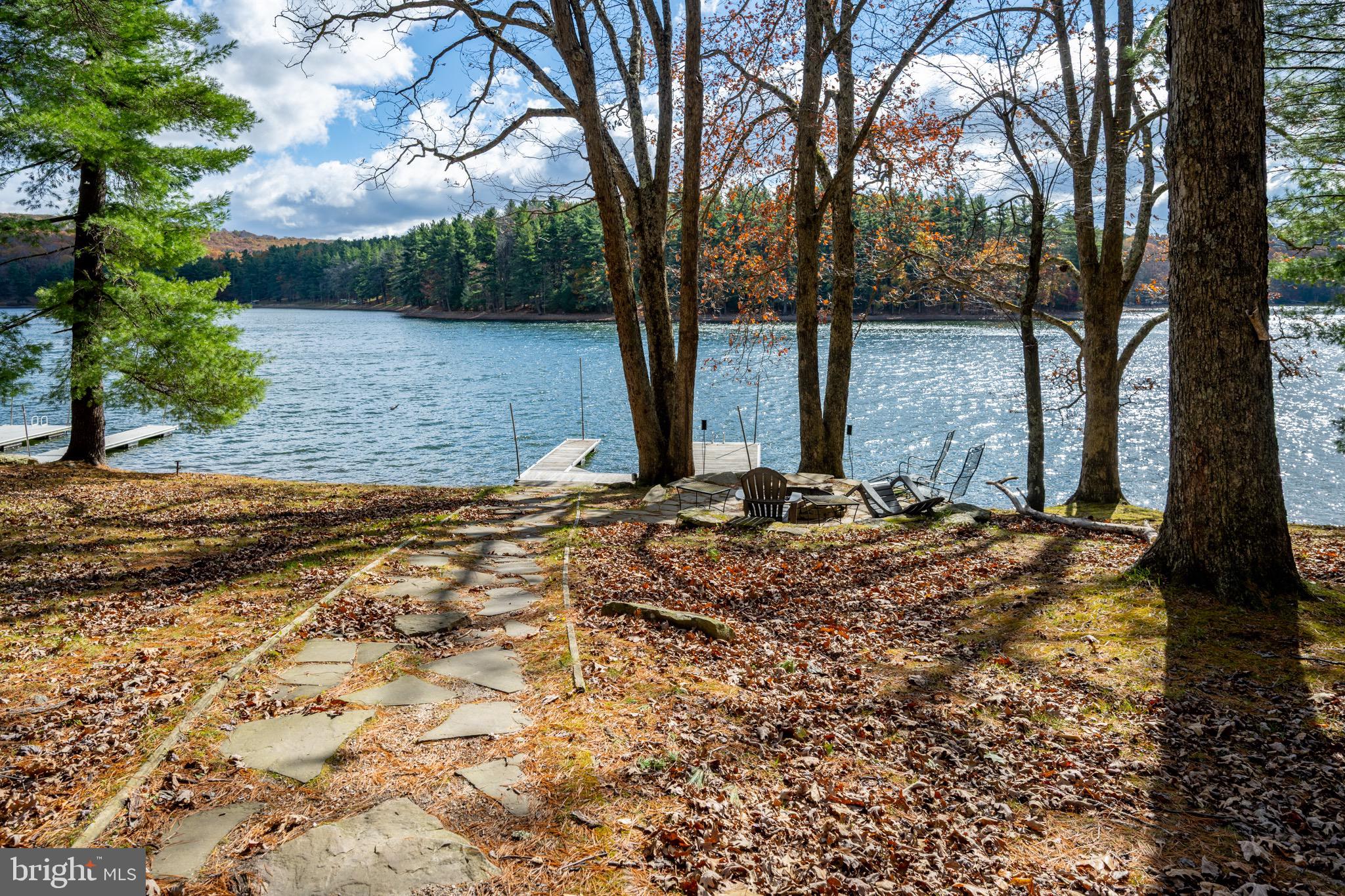 HARVEY PENINSULA - Residential