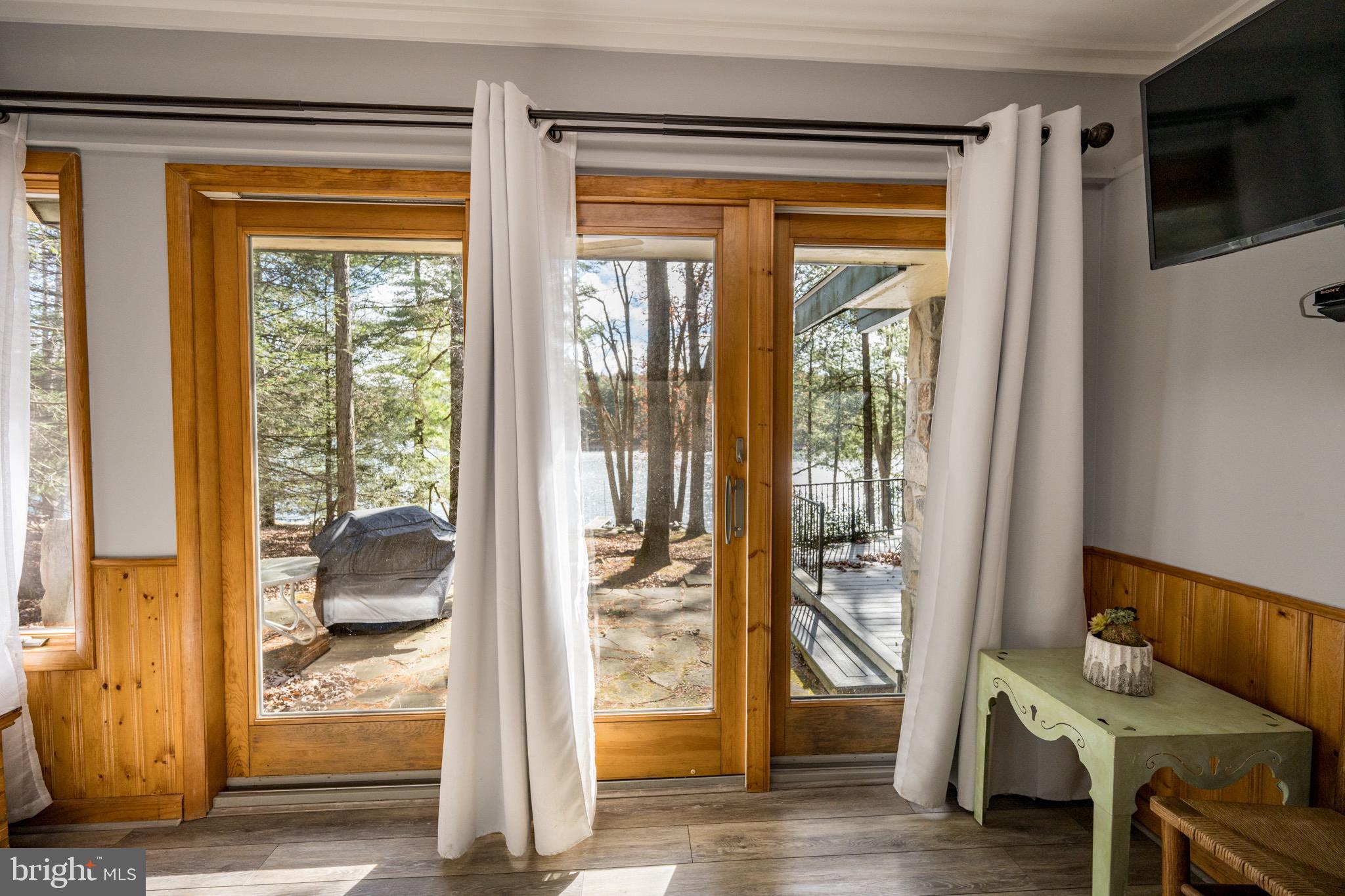 HARVEY PENINSULA - Residential