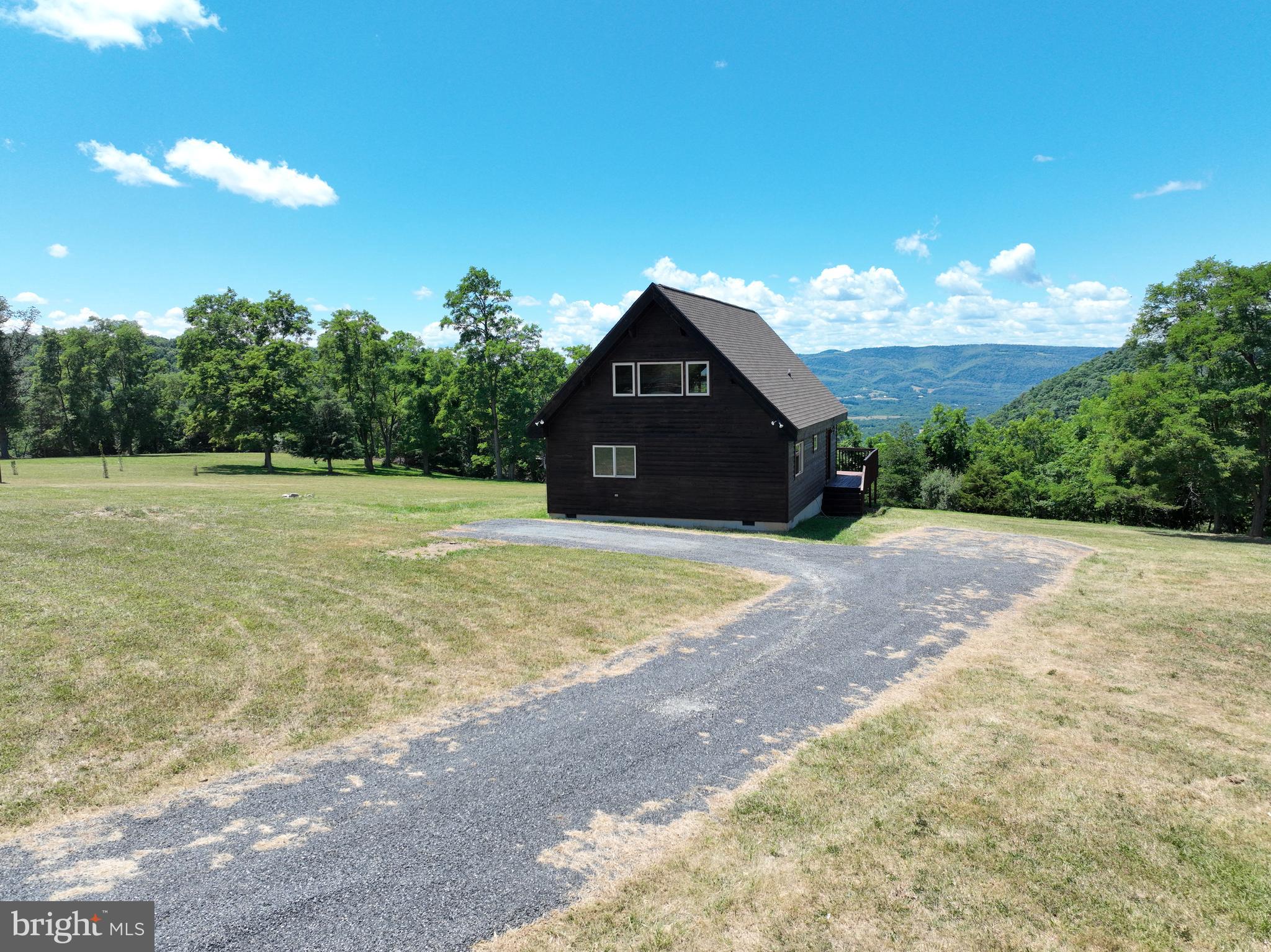 DEERFIELD HIGHLANDS - Residential