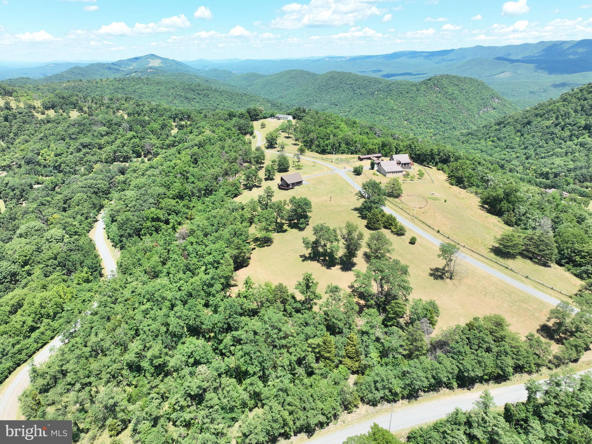 DEERFIELD HIGHLANDS - Residential