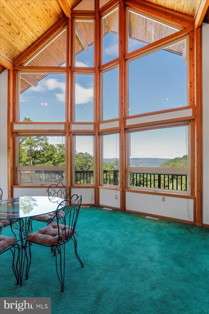 DEERFIELD HIGHLANDS - Residential