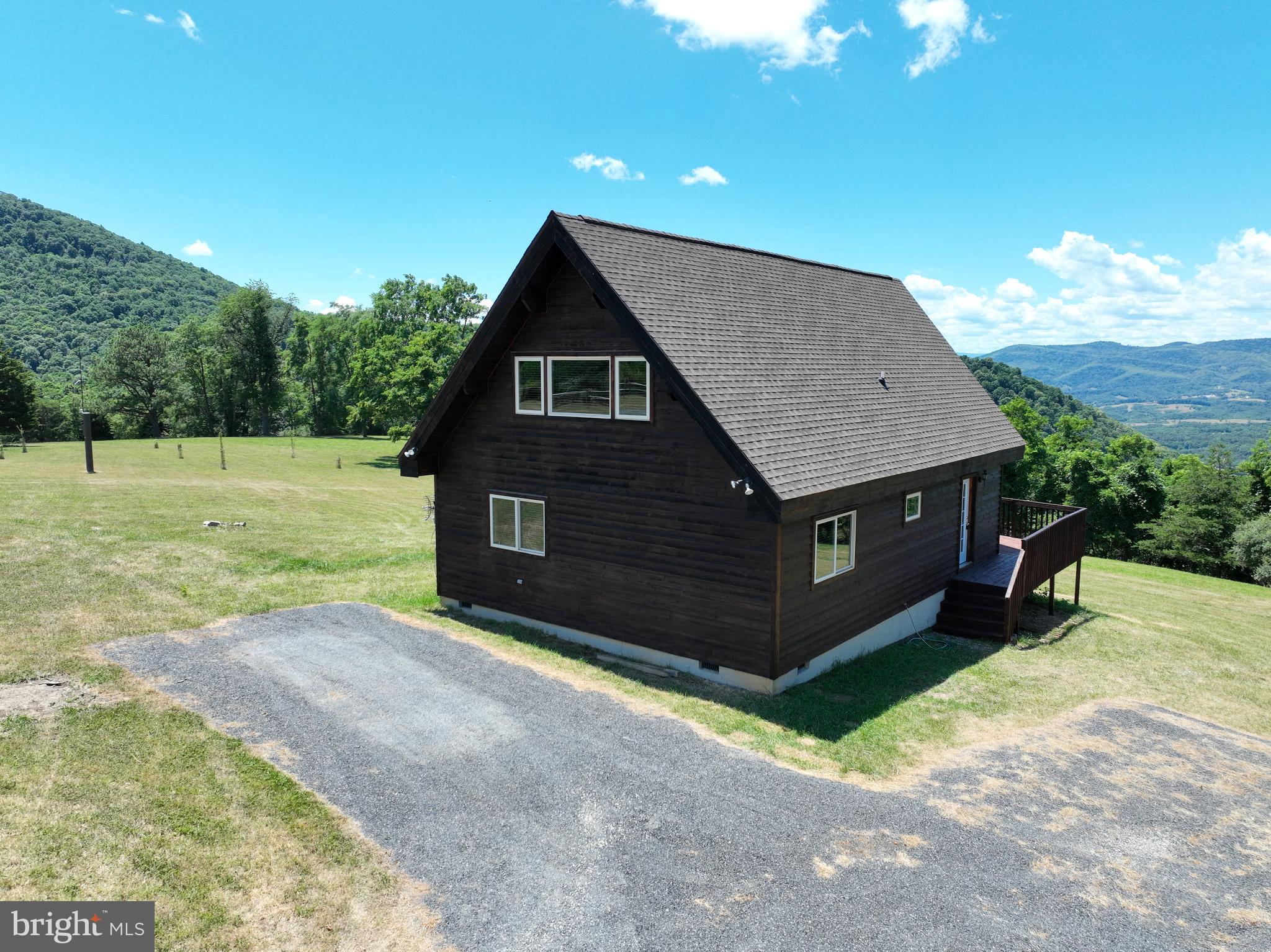DEERFIELD HIGHLANDS - Residential