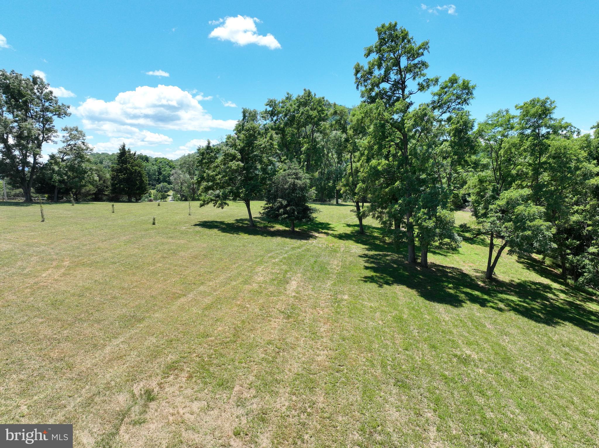 DEERFIELD HIGHLANDS - Residential