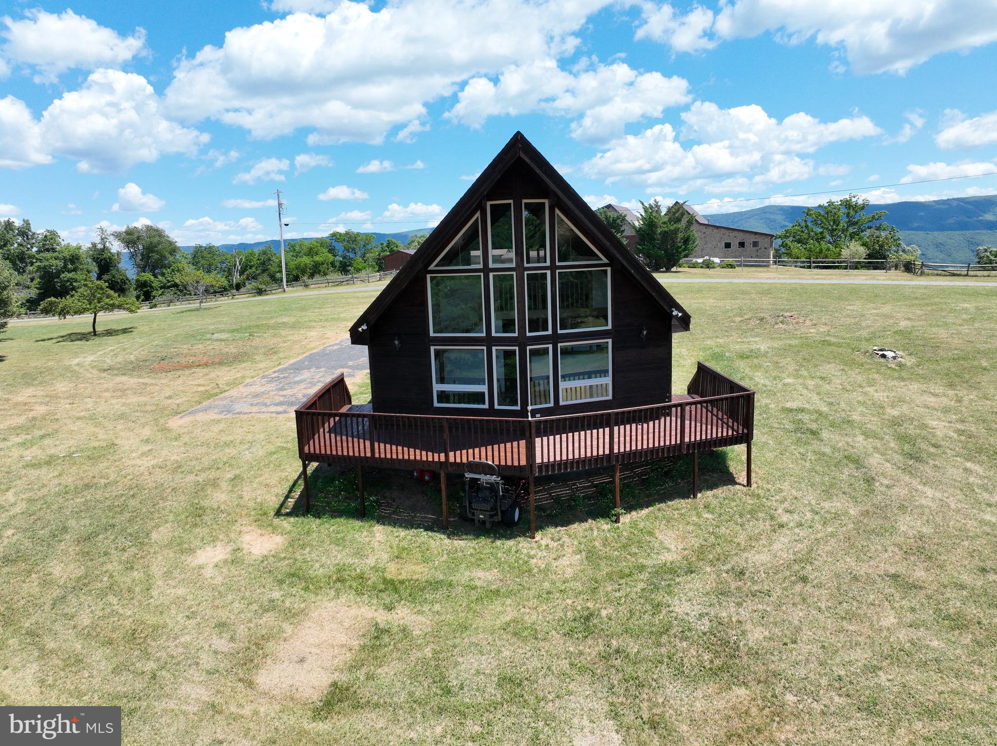 DEERFIELD HIGHLANDS - Residential