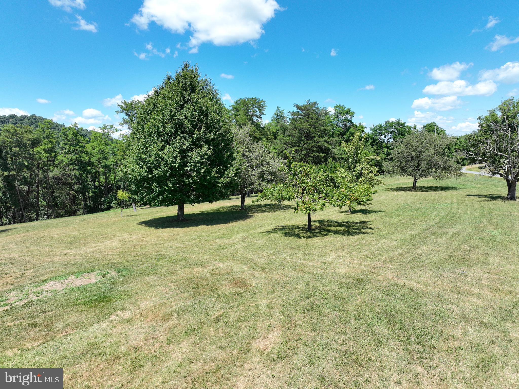 DEERFIELD HIGHLANDS - Residential