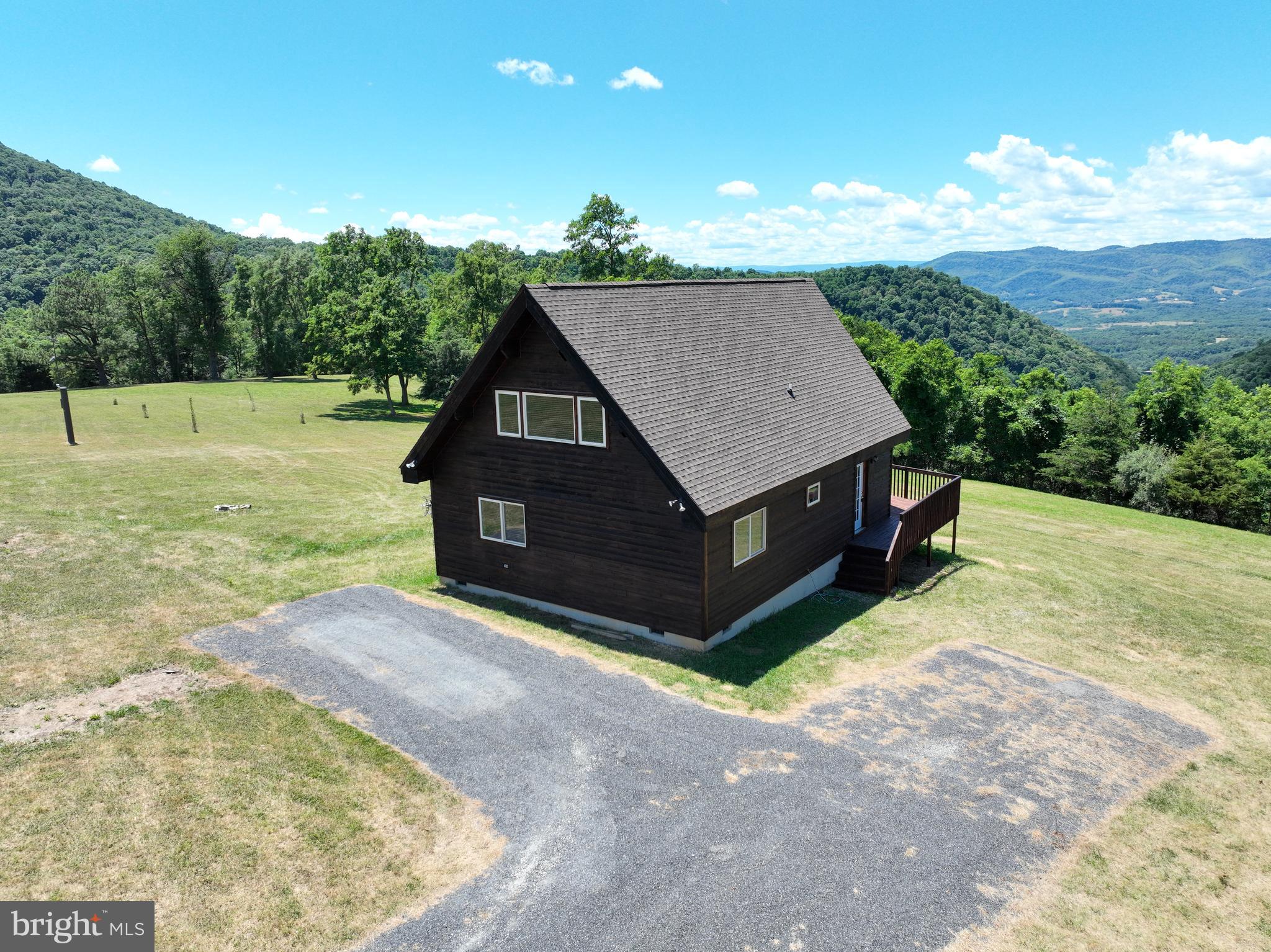 DEERFIELD HIGHLANDS - Residential