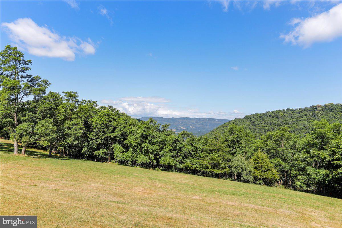 DEERFIELD HIGHLANDS - Residential