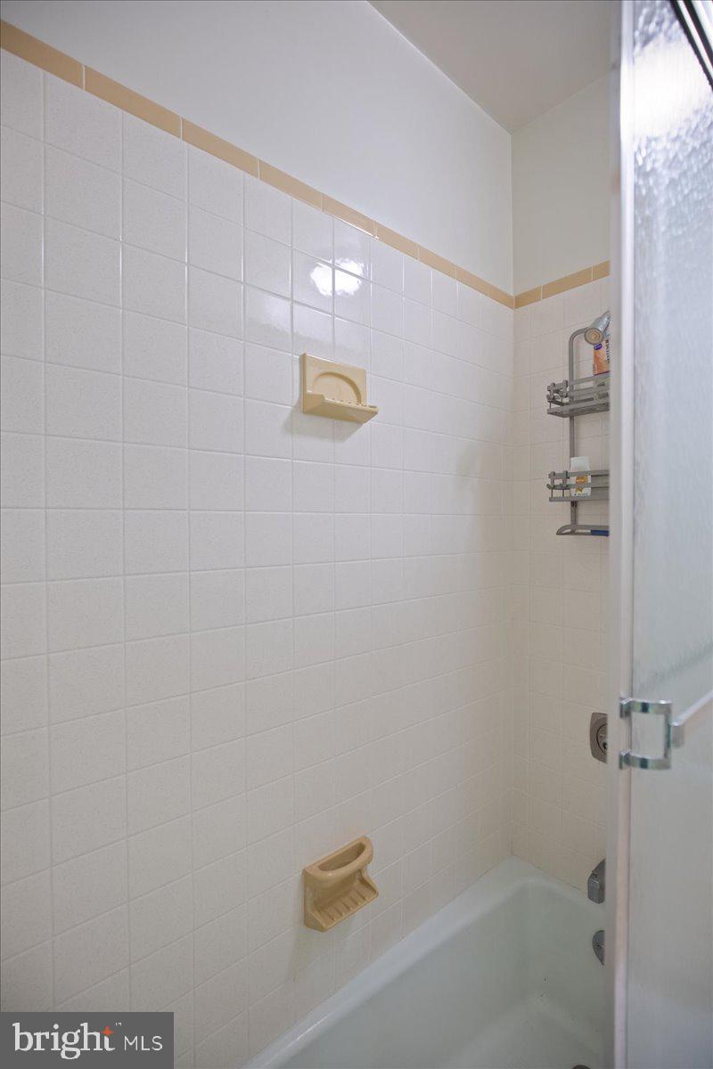 DRUM POINT - Residential