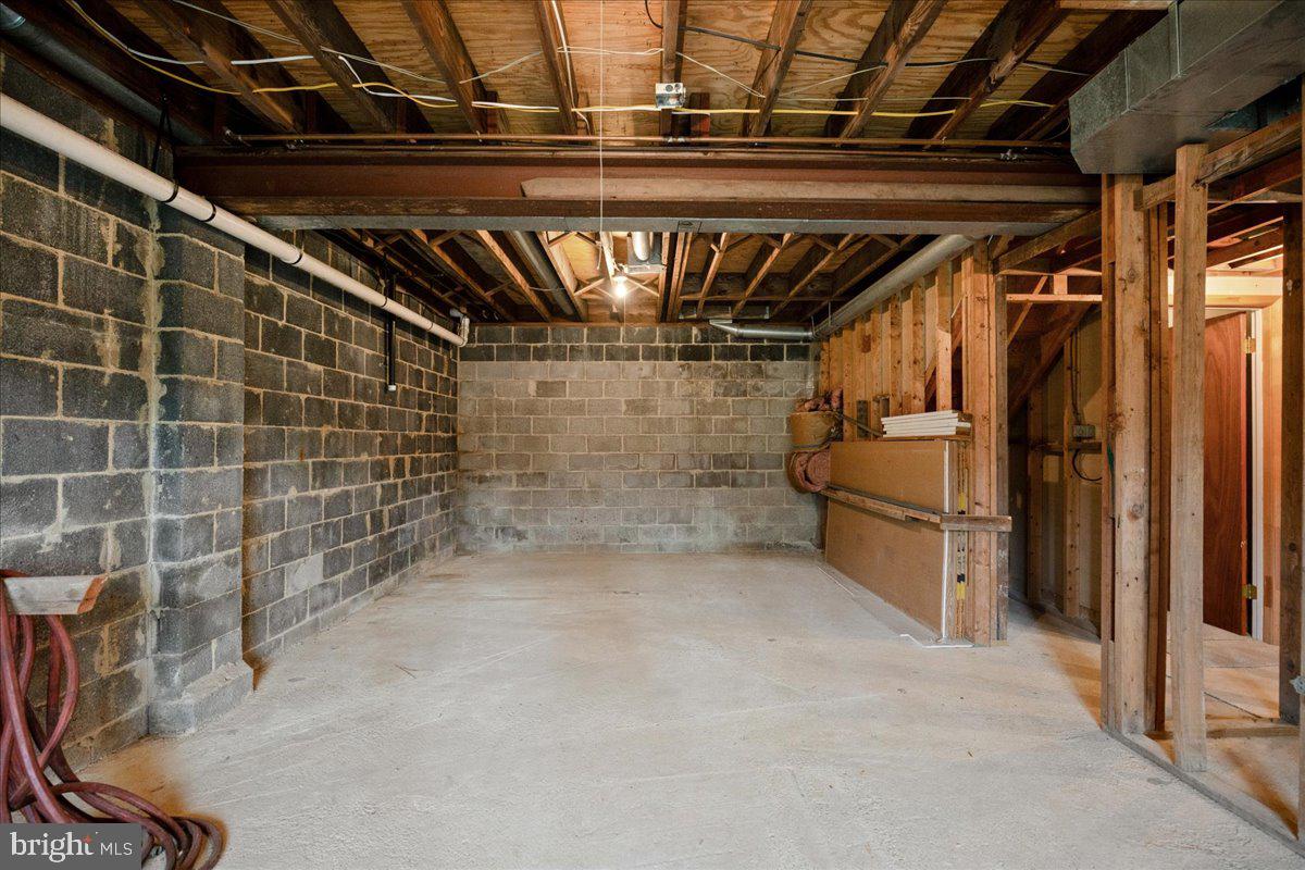 DRUM POINT - Residential