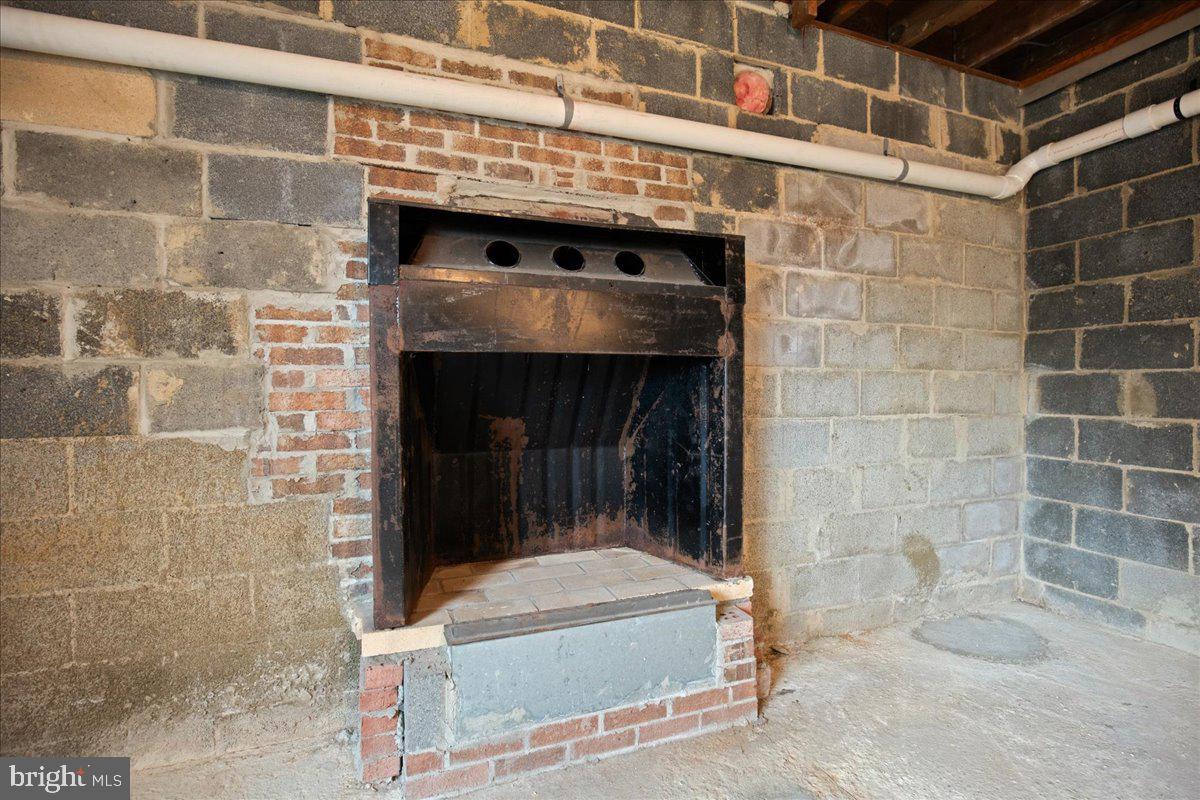 DRUM POINT - Residential