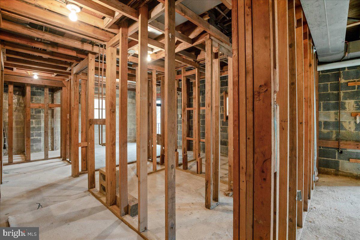 DRUM POINT - Residential