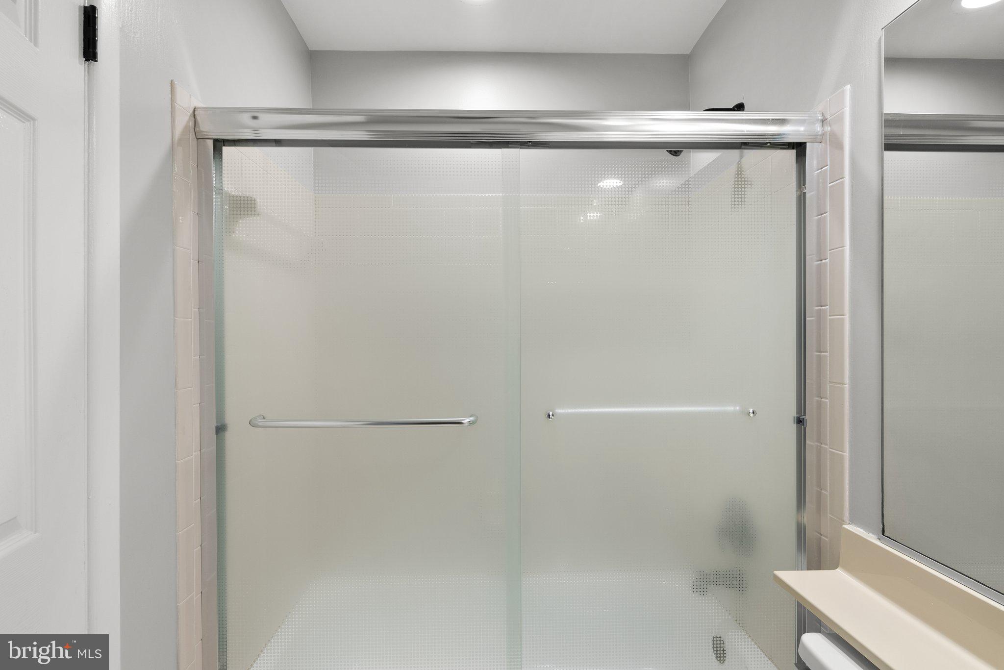 BROOKEVILLE KNOLLS - Residential