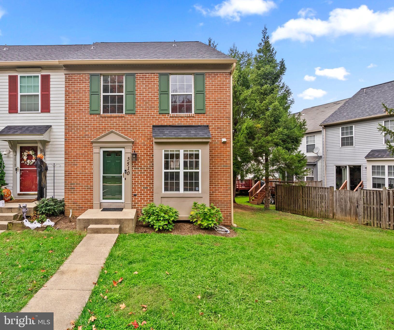 BROOKEVILLE KNOLLS - Residential