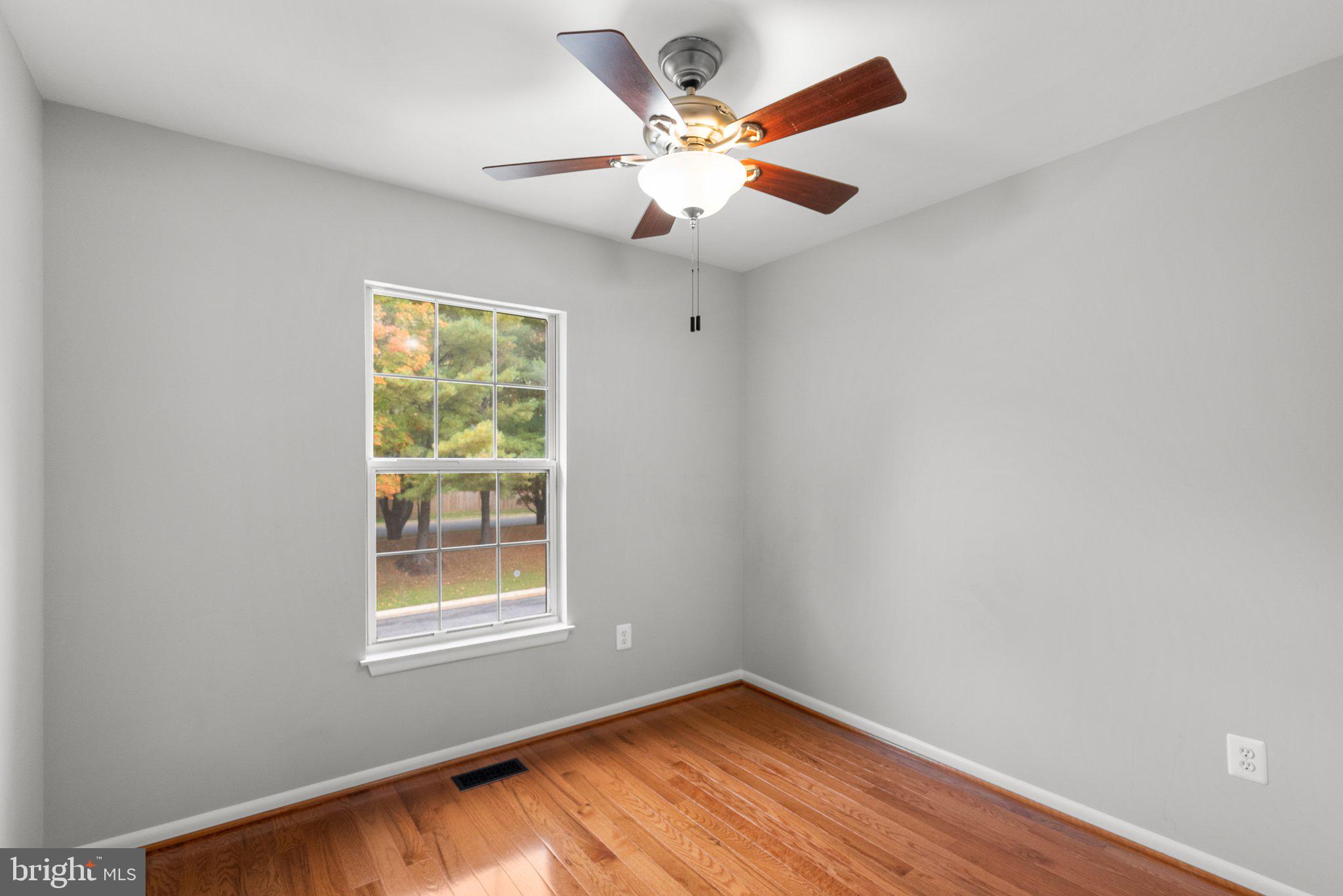 BROOKEVILLE KNOLLS - Residential