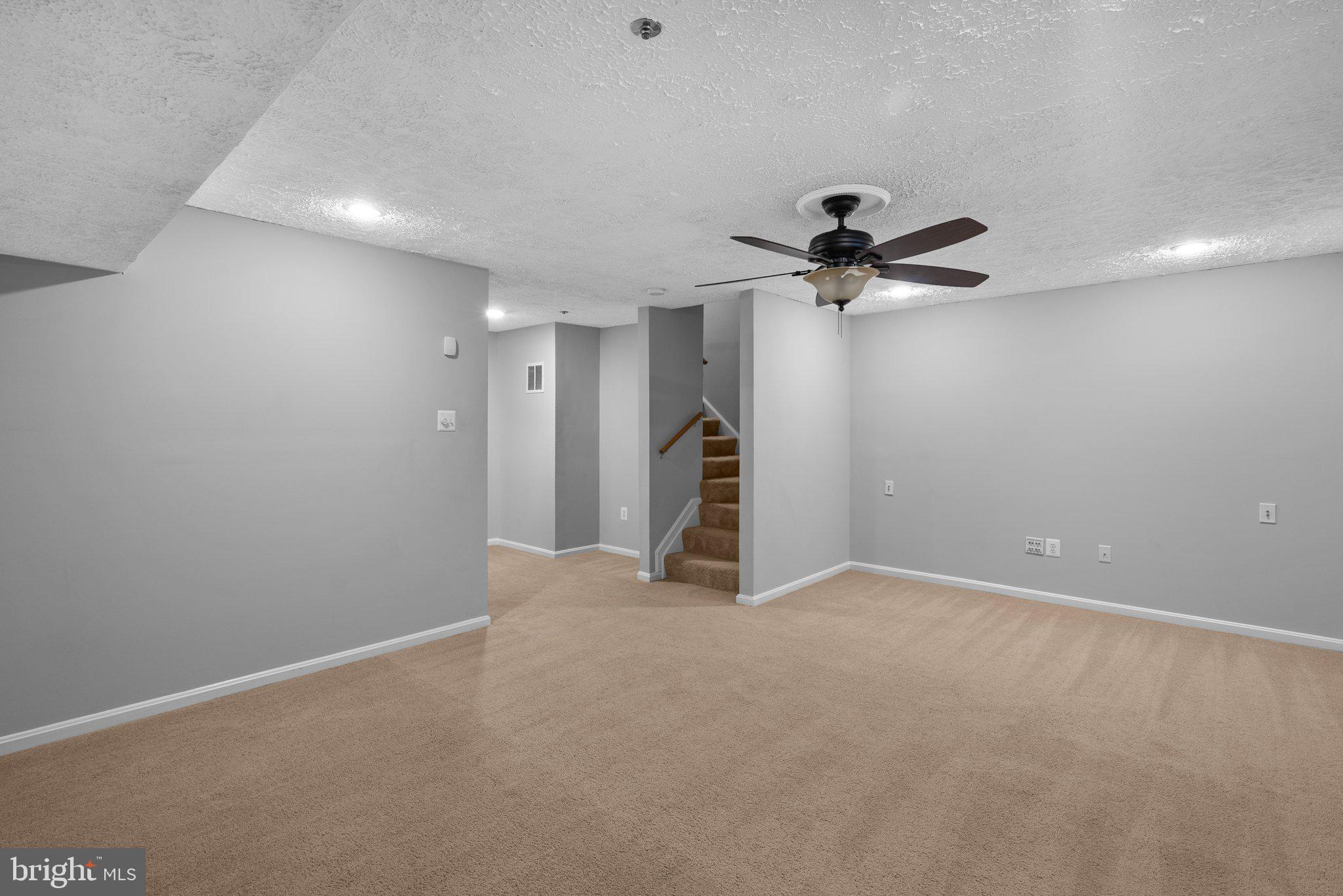 BROOKEVILLE KNOLLS - Residential