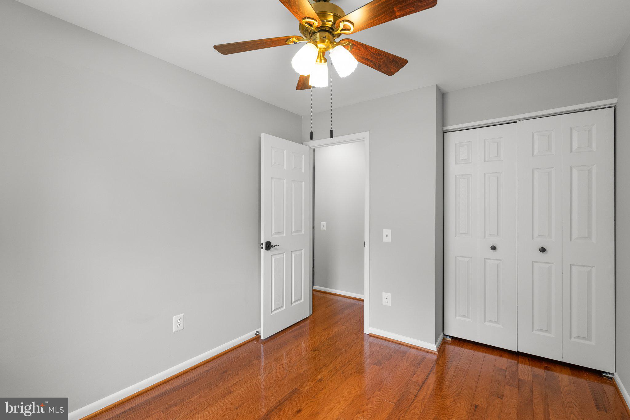 BROOKEVILLE KNOLLS - Residential