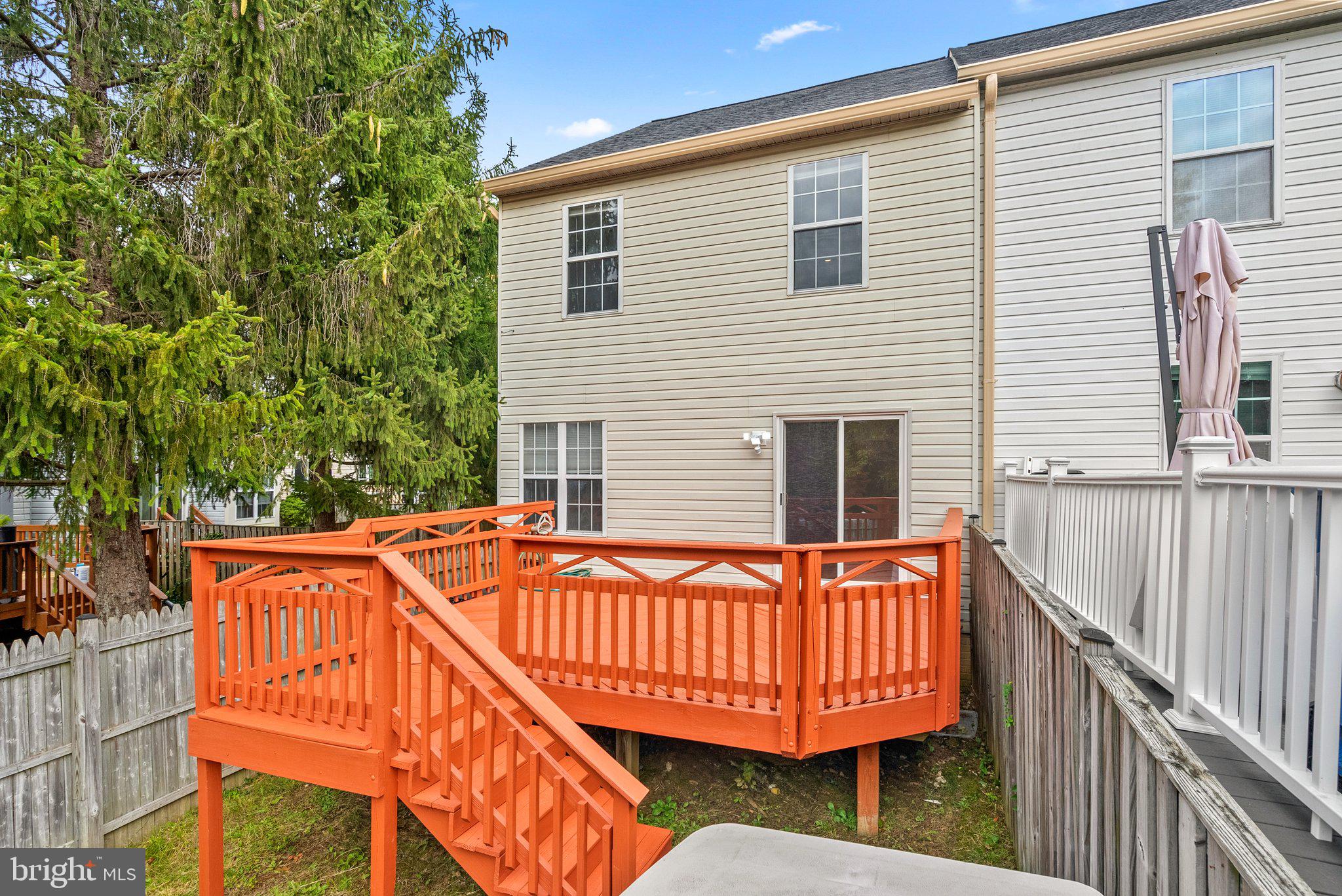 BROOKEVILLE KNOLLS - Residential