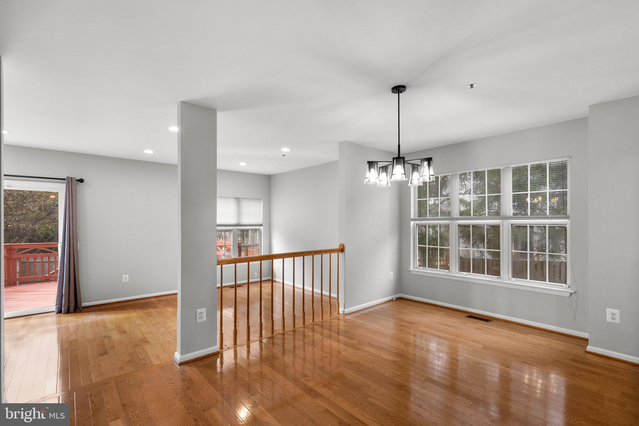 BROOKEVILLE KNOLLS - Residential