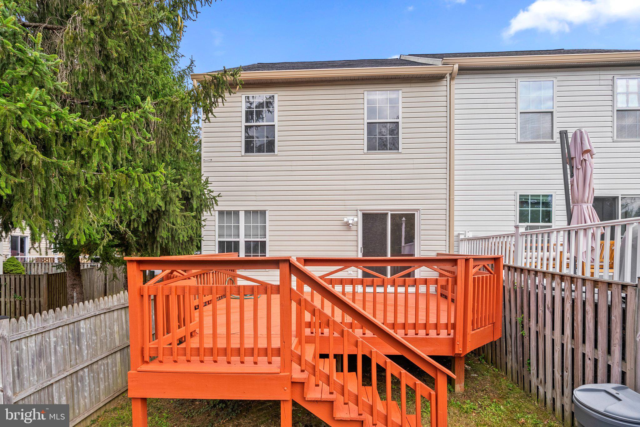 BROOKEVILLE KNOLLS - Residential