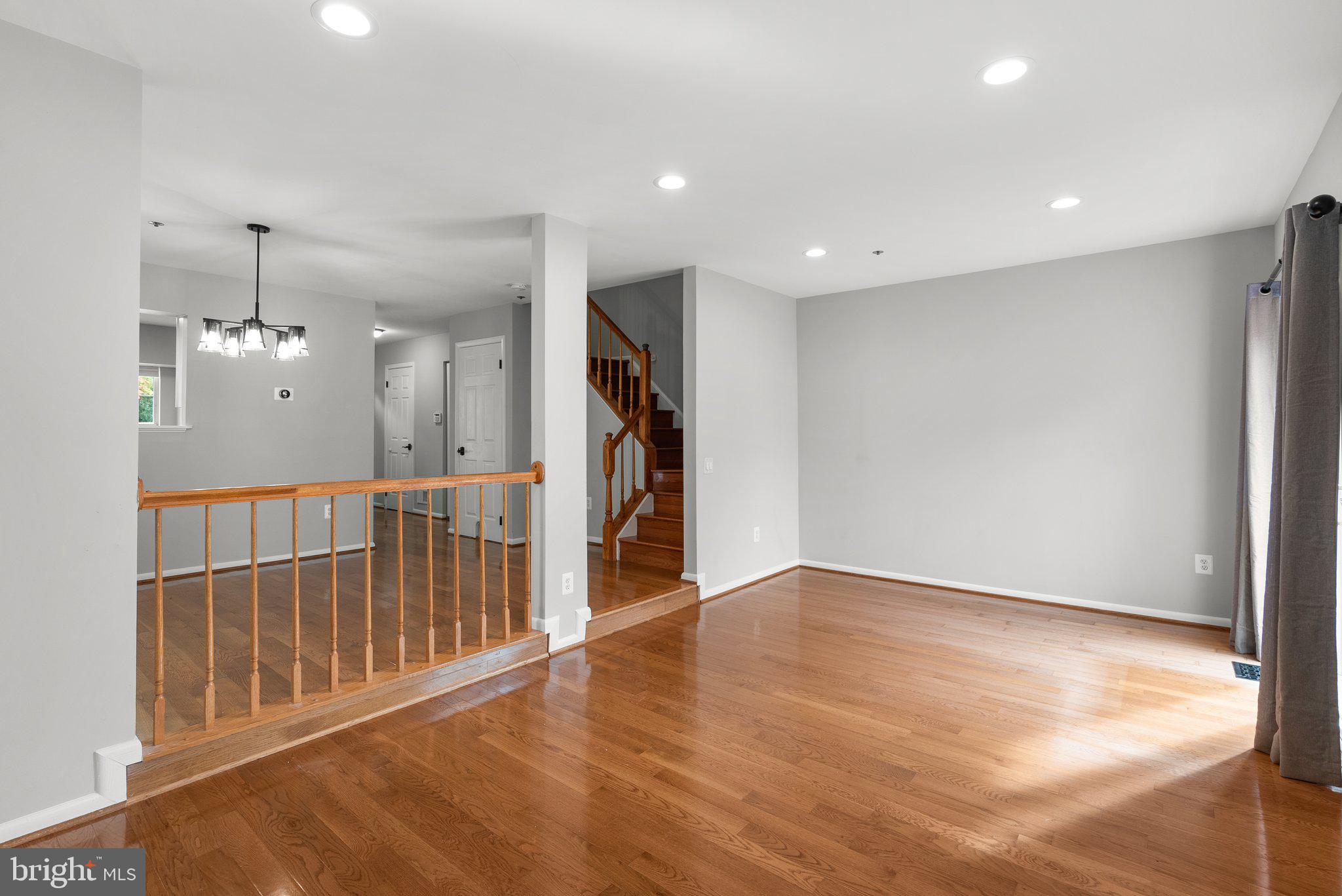 BROOKEVILLE KNOLLS - Residential