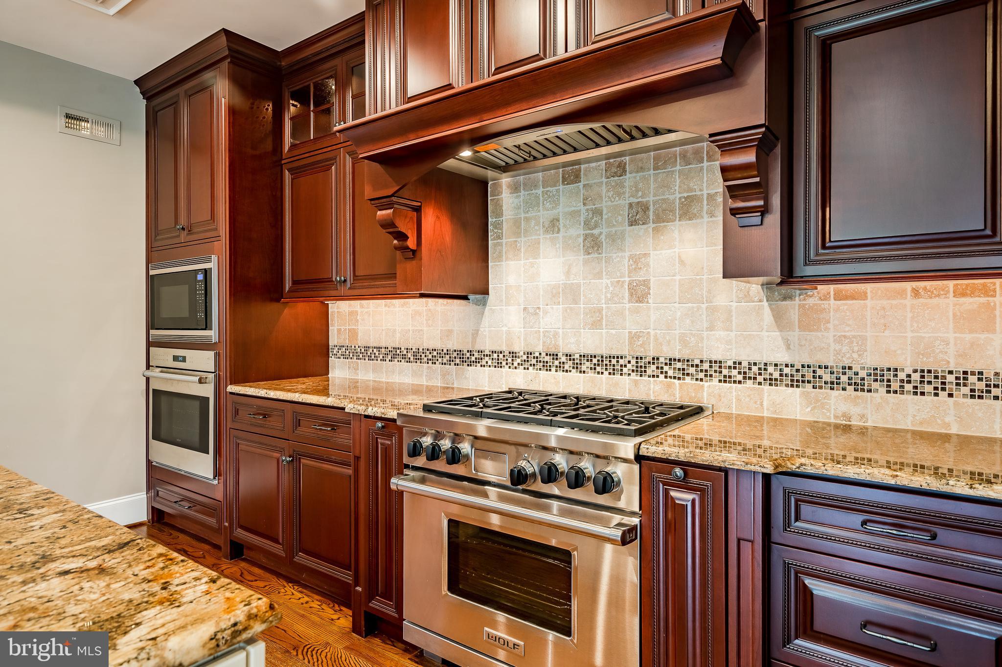 BRICK HOUSE FARM - Residential