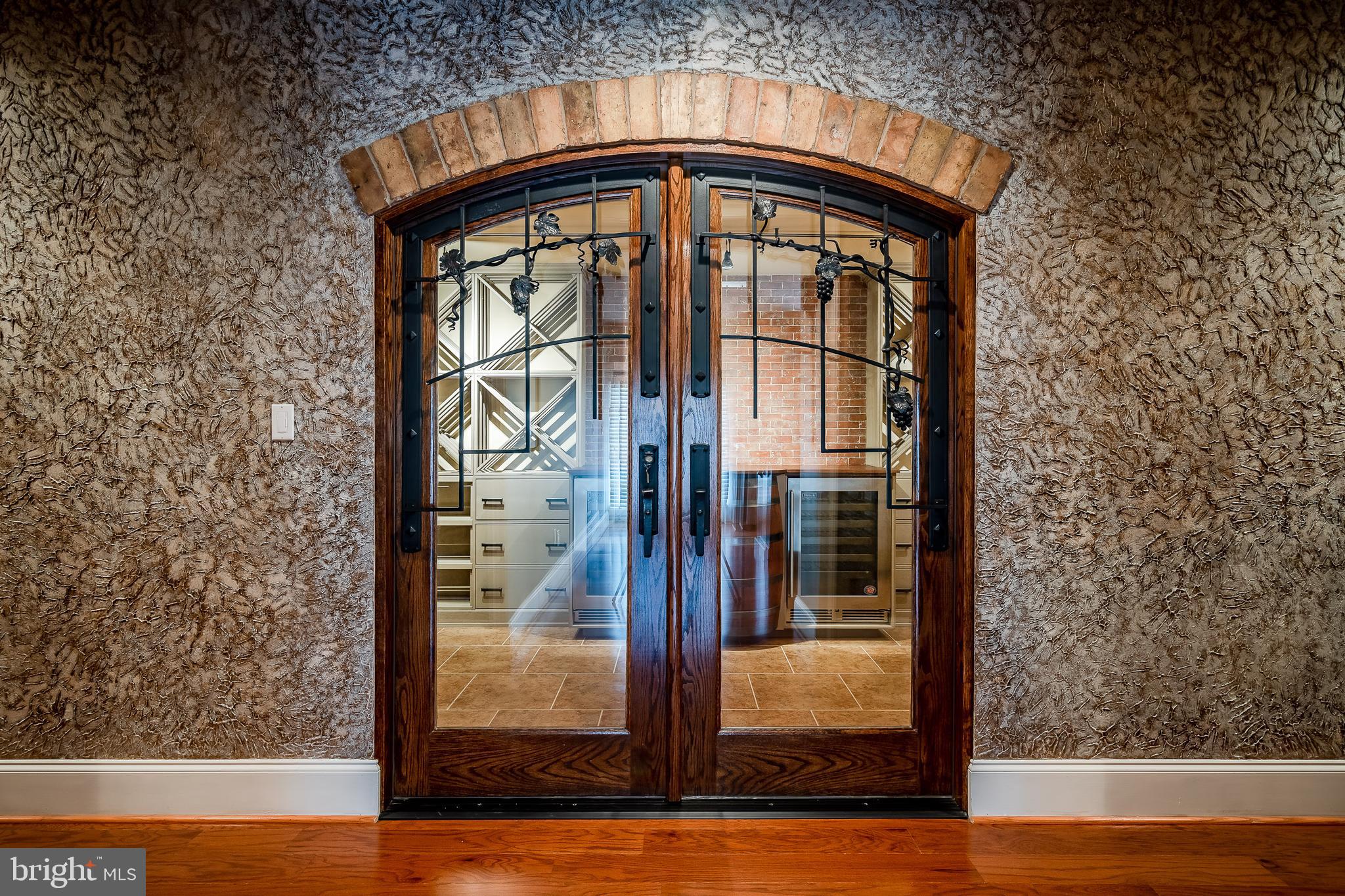 BRICK HOUSE FARM - Residential