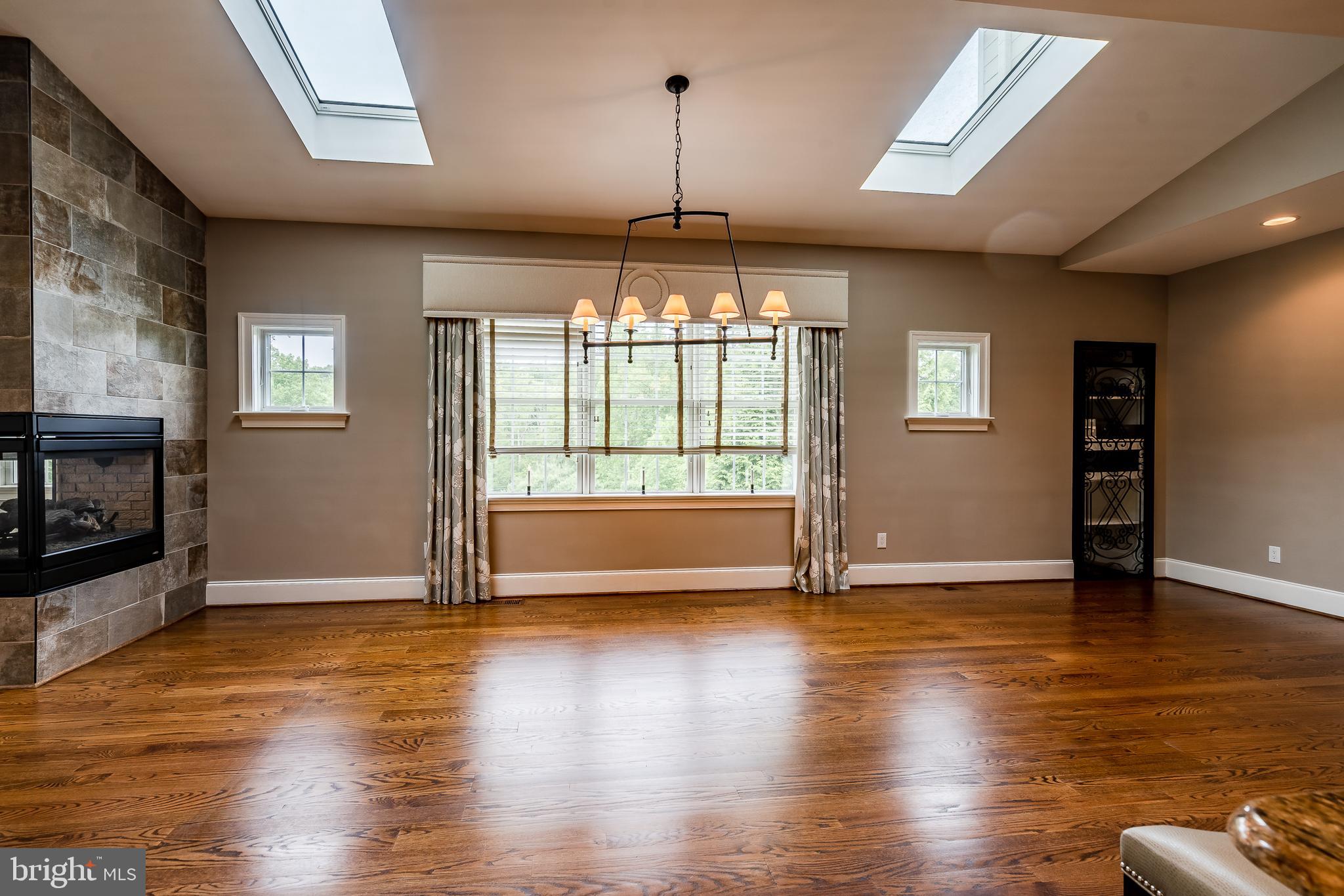 BRICK HOUSE FARM - Residential