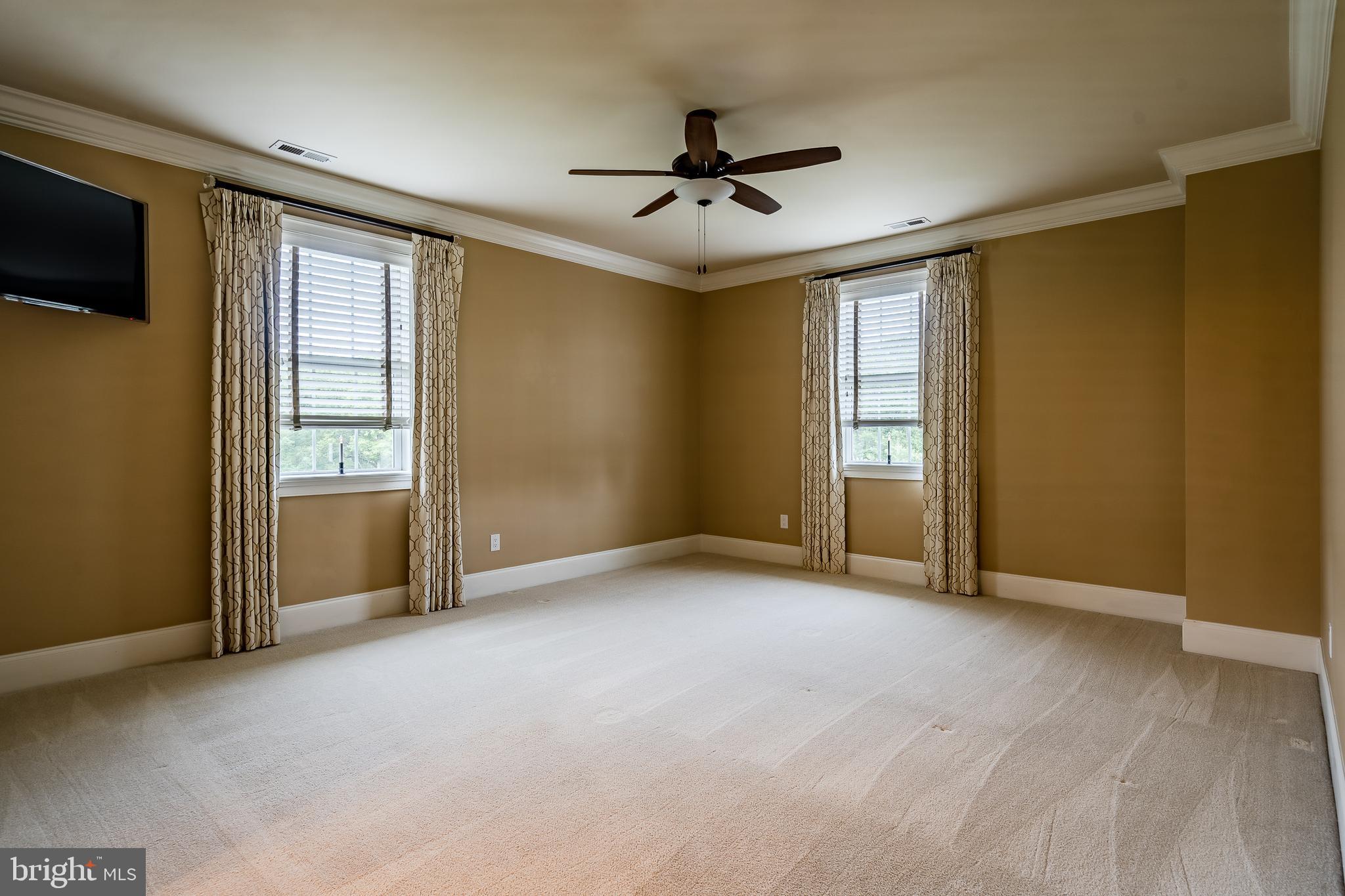 BRICK HOUSE FARM - Residential