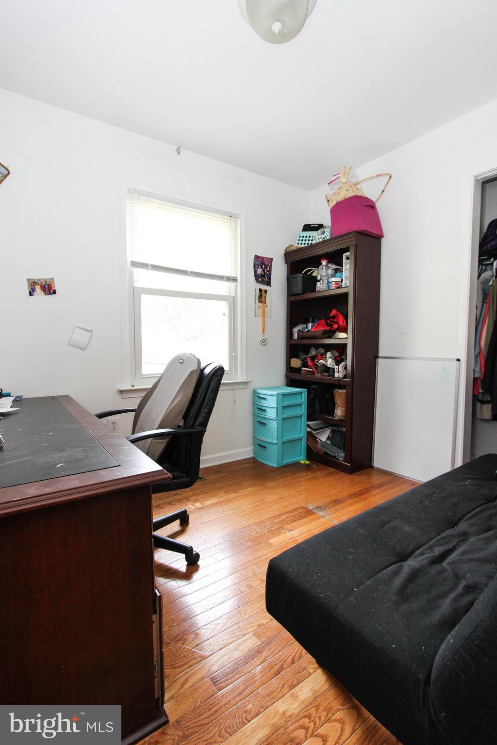 OAKRIDGE / COUNTRY RIDGE - Residential