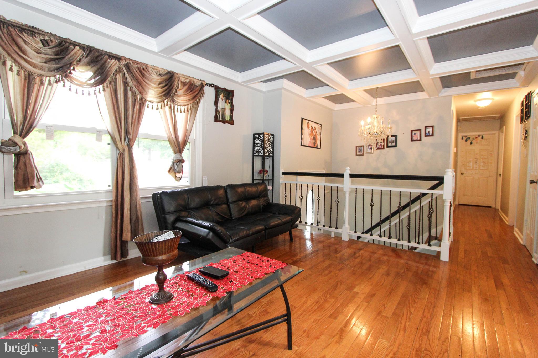 OAKRIDGE / COUNTRY RIDGE - Residential