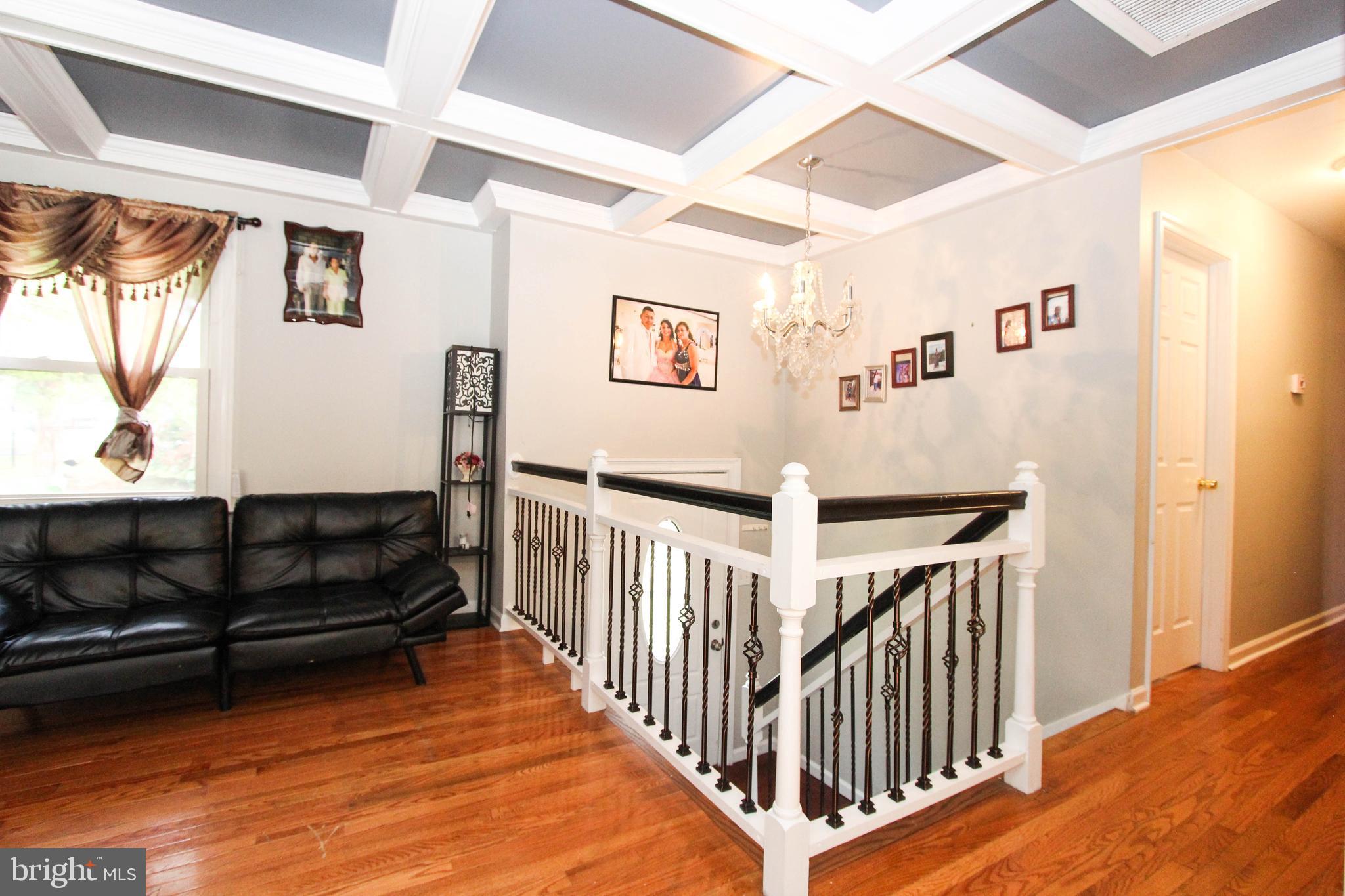 OAKRIDGE / COUNTRY RIDGE - Residential