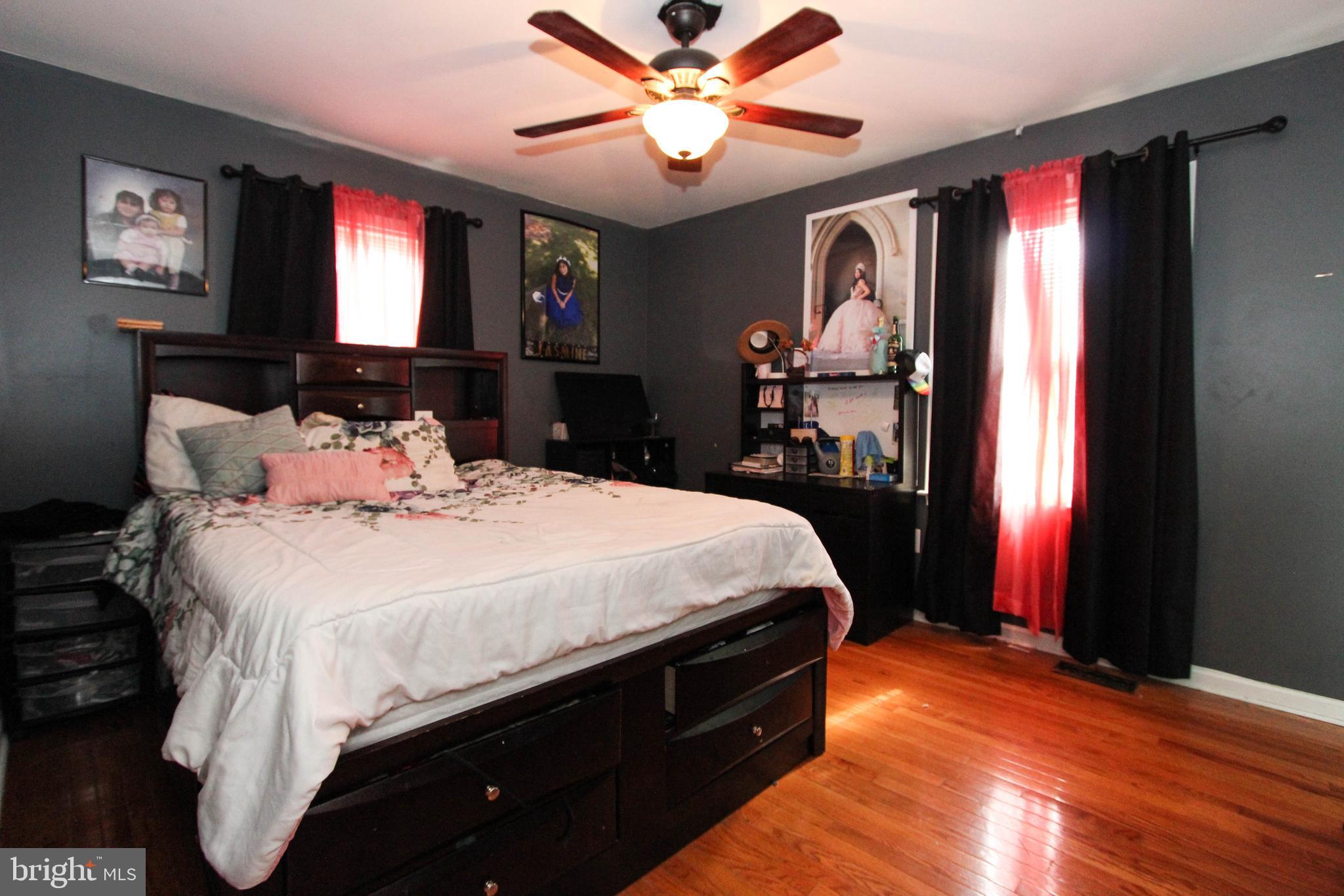 OAKRIDGE / COUNTRY RIDGE - Residential