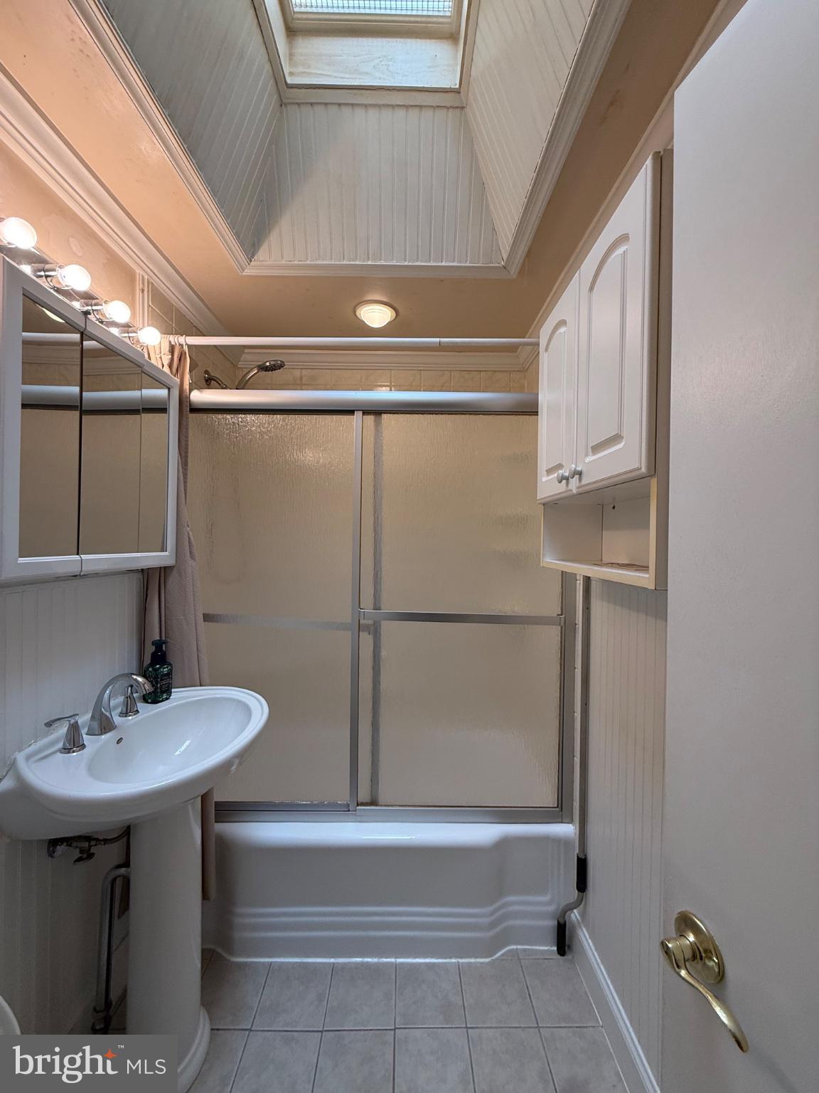 MAYFAIR - Residential