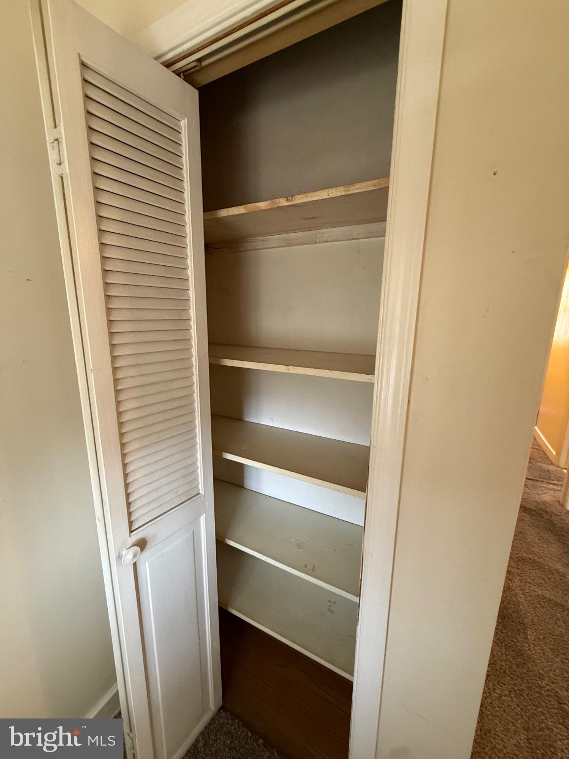 MAYFAIR - Residential