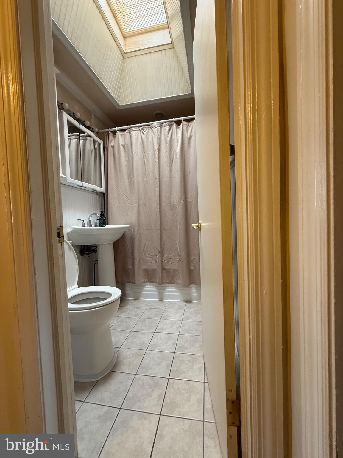 MAYFAIR - Residential