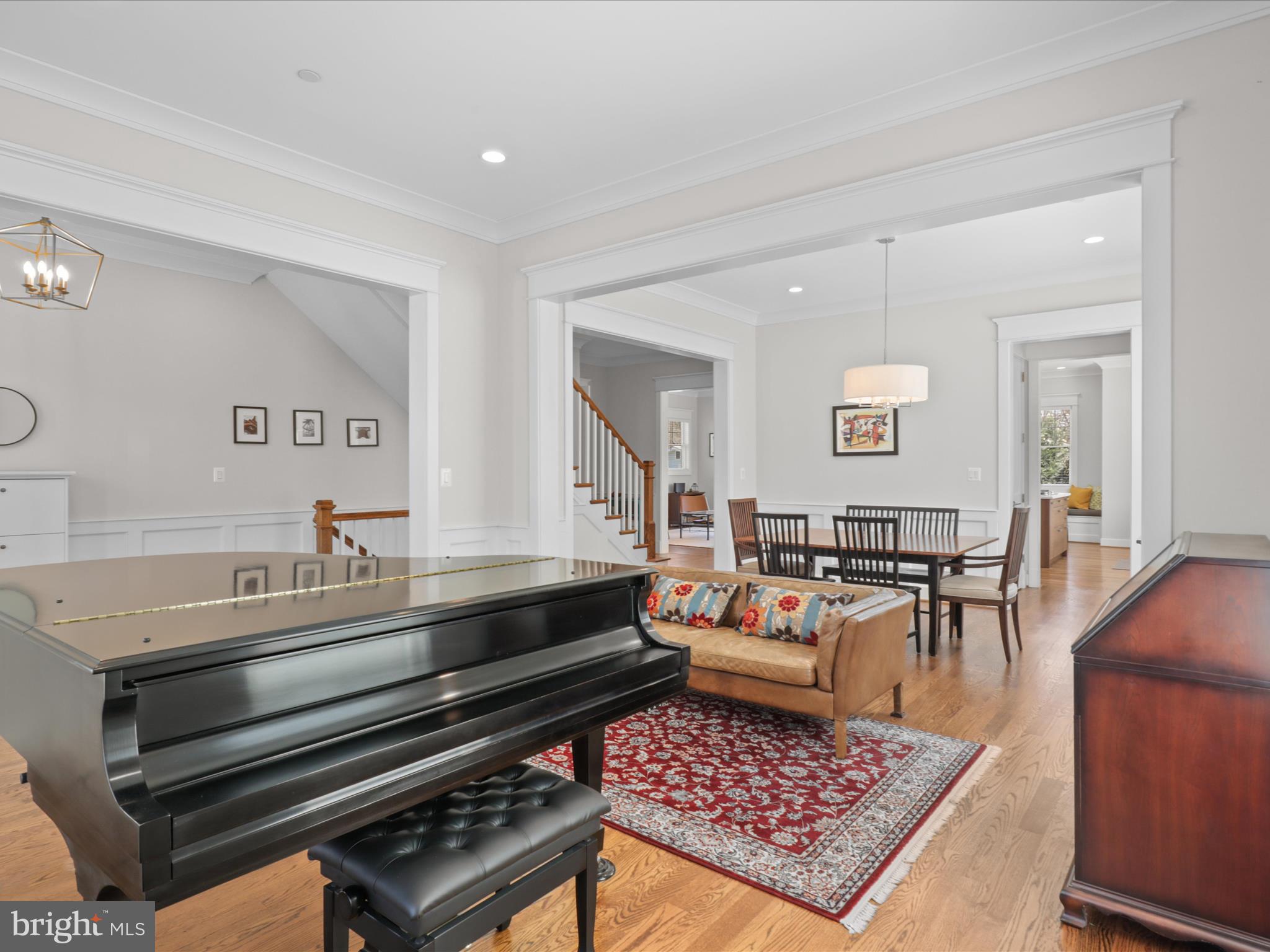 GEORGETOWN VILLAGE - Residential