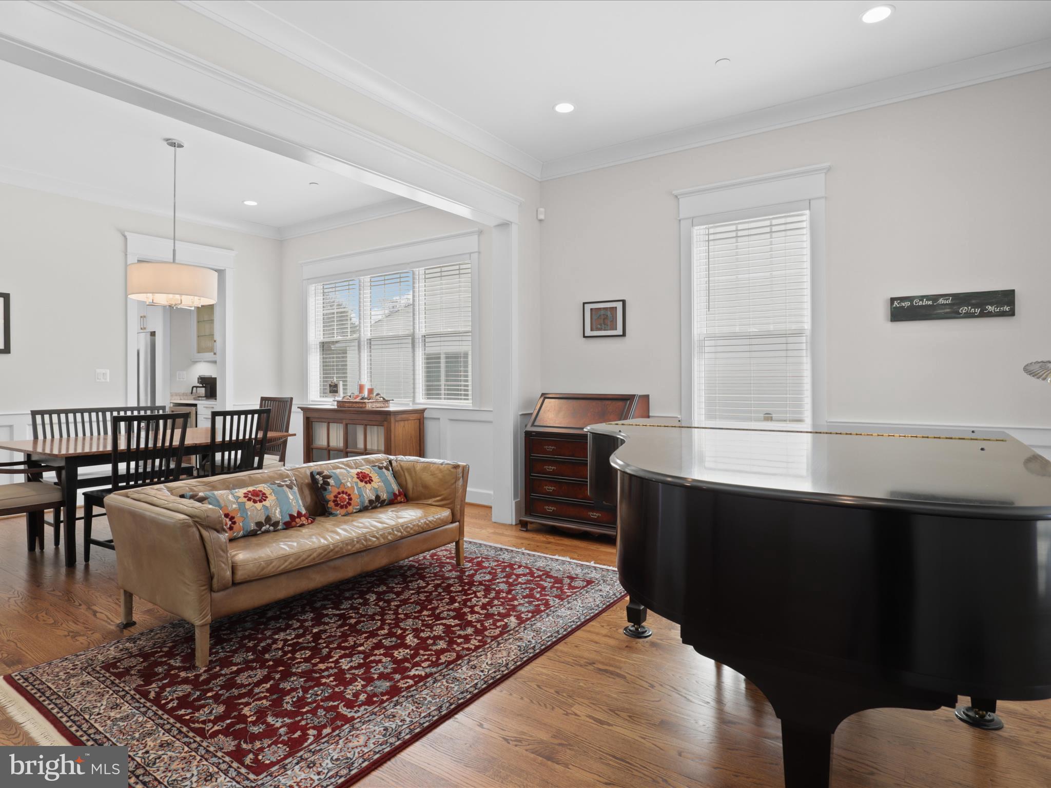 GEORGETOWN VILLAGE - Residential