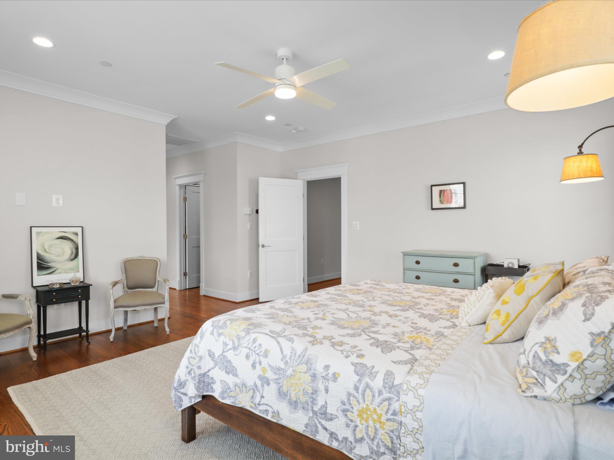 GEORGETOWN VILLAGE - Residential