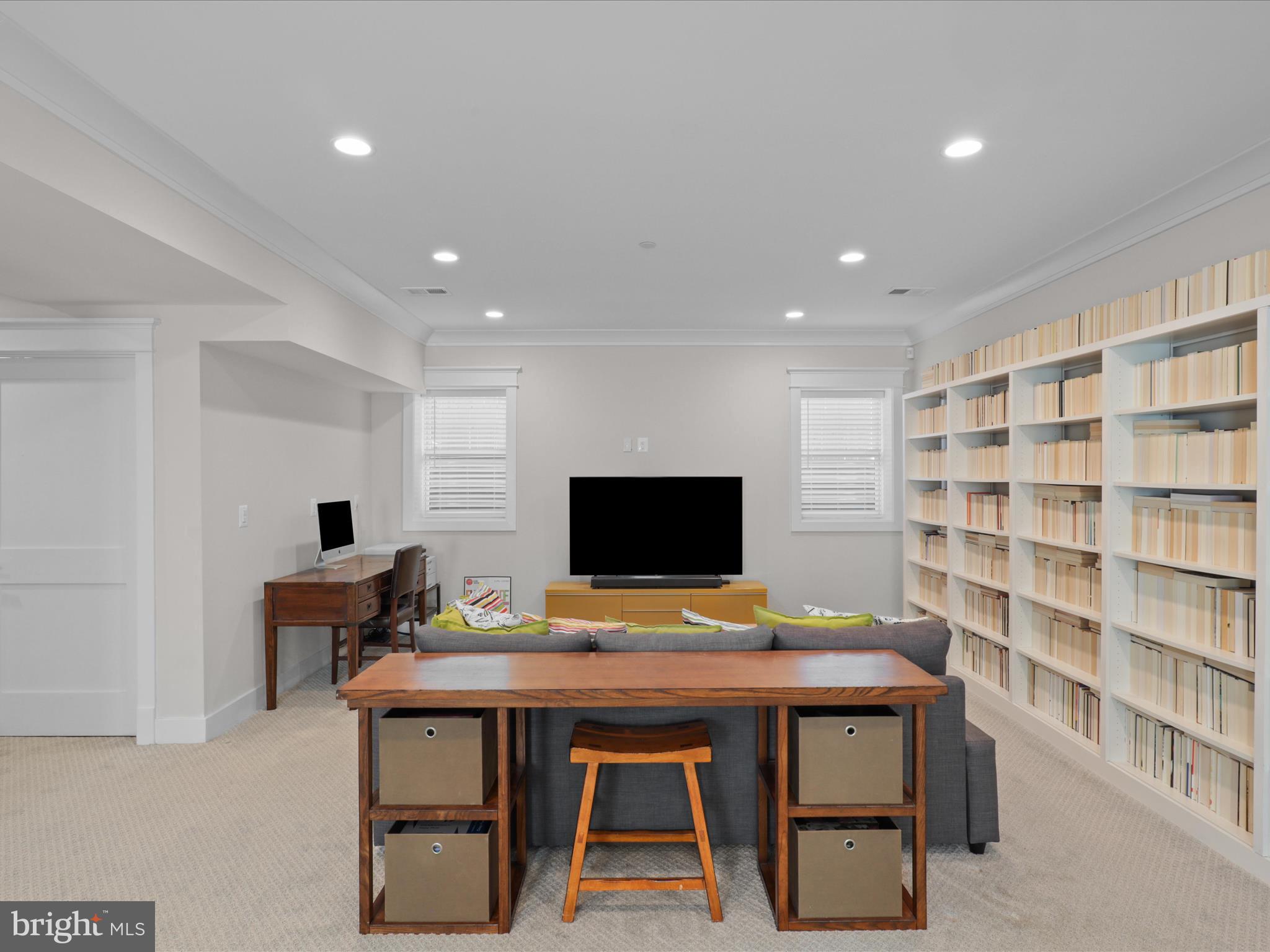 GEORGETOWN VILLAGE - Residential