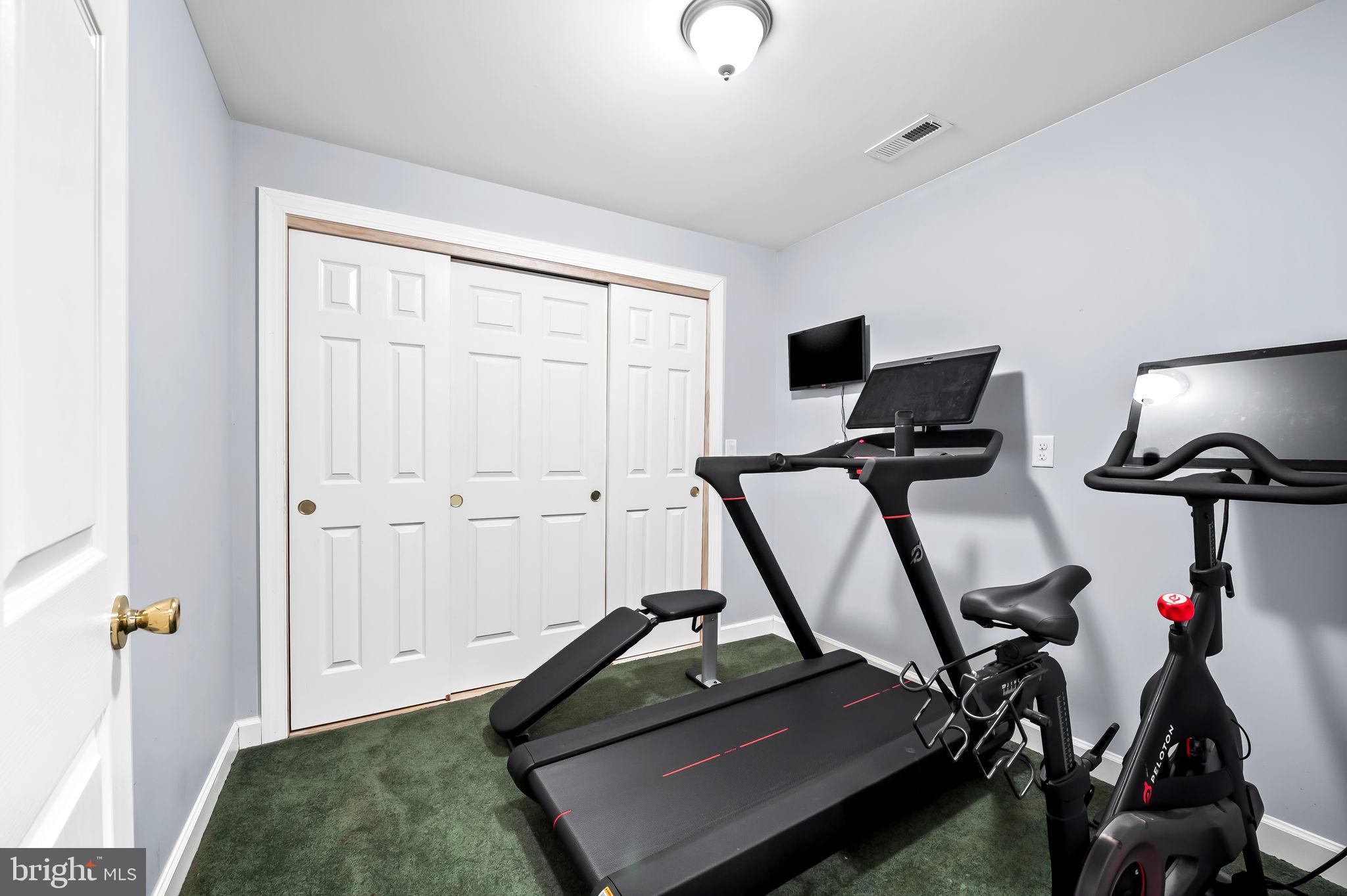 SHIPLEYS RETREAT - Residential