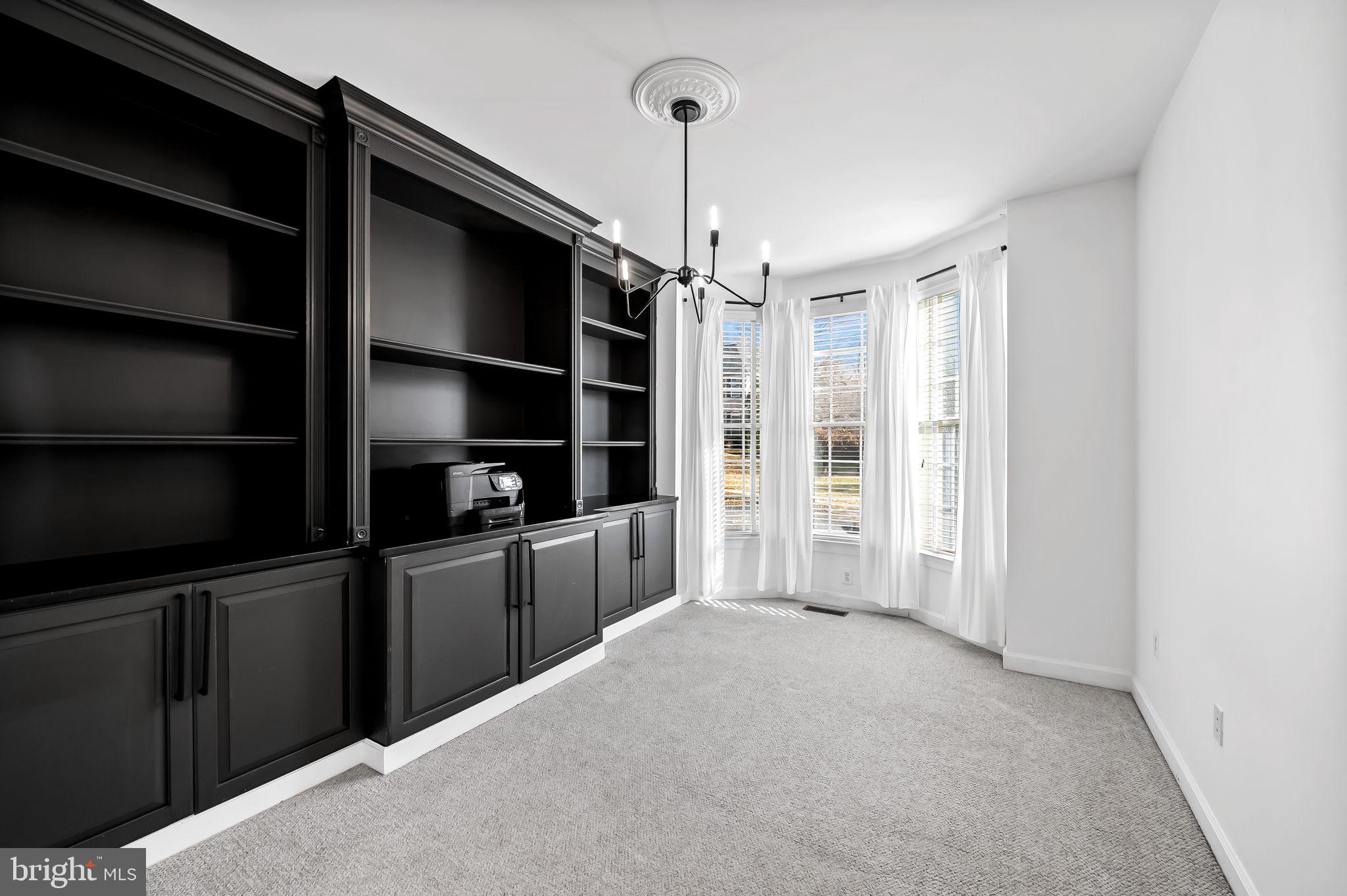 SHIPLEYS RETREAT - Residential