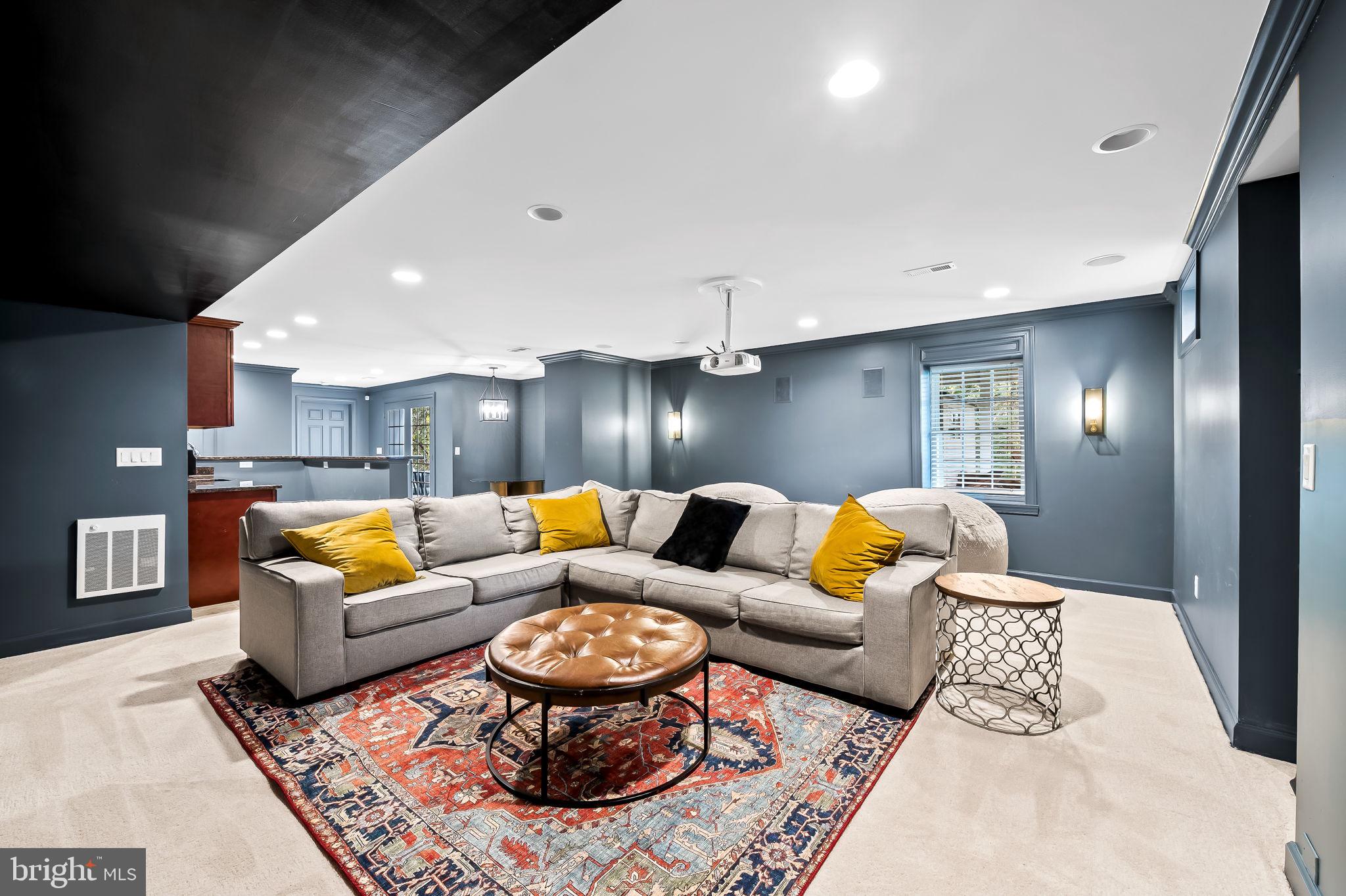 SHIPLEYS RETREAT - Residential