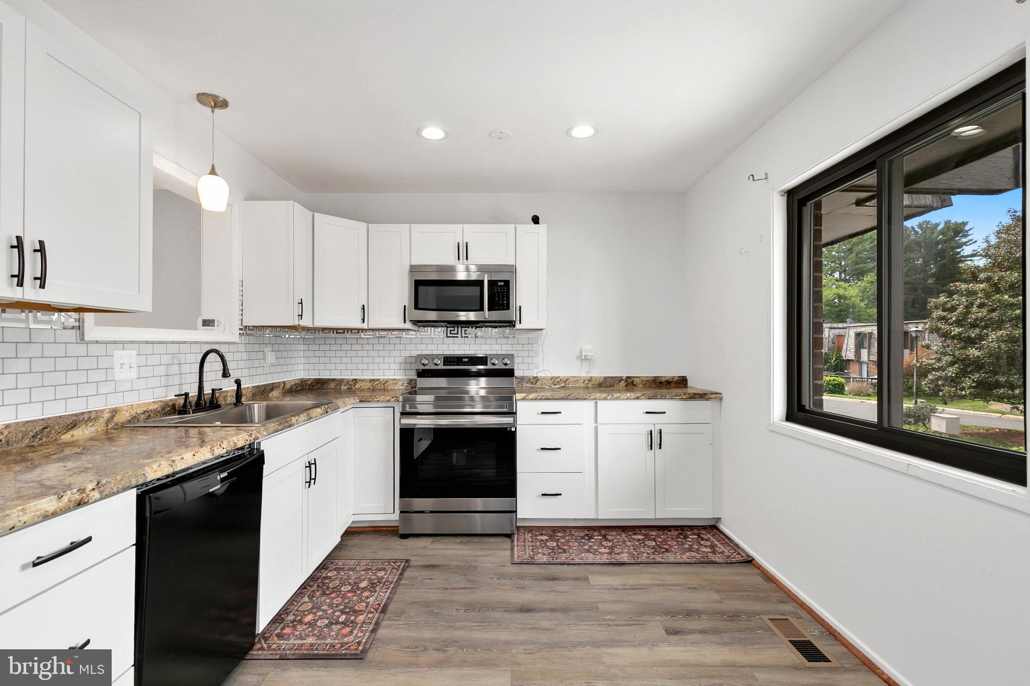 HIGHFIELD - Residential
