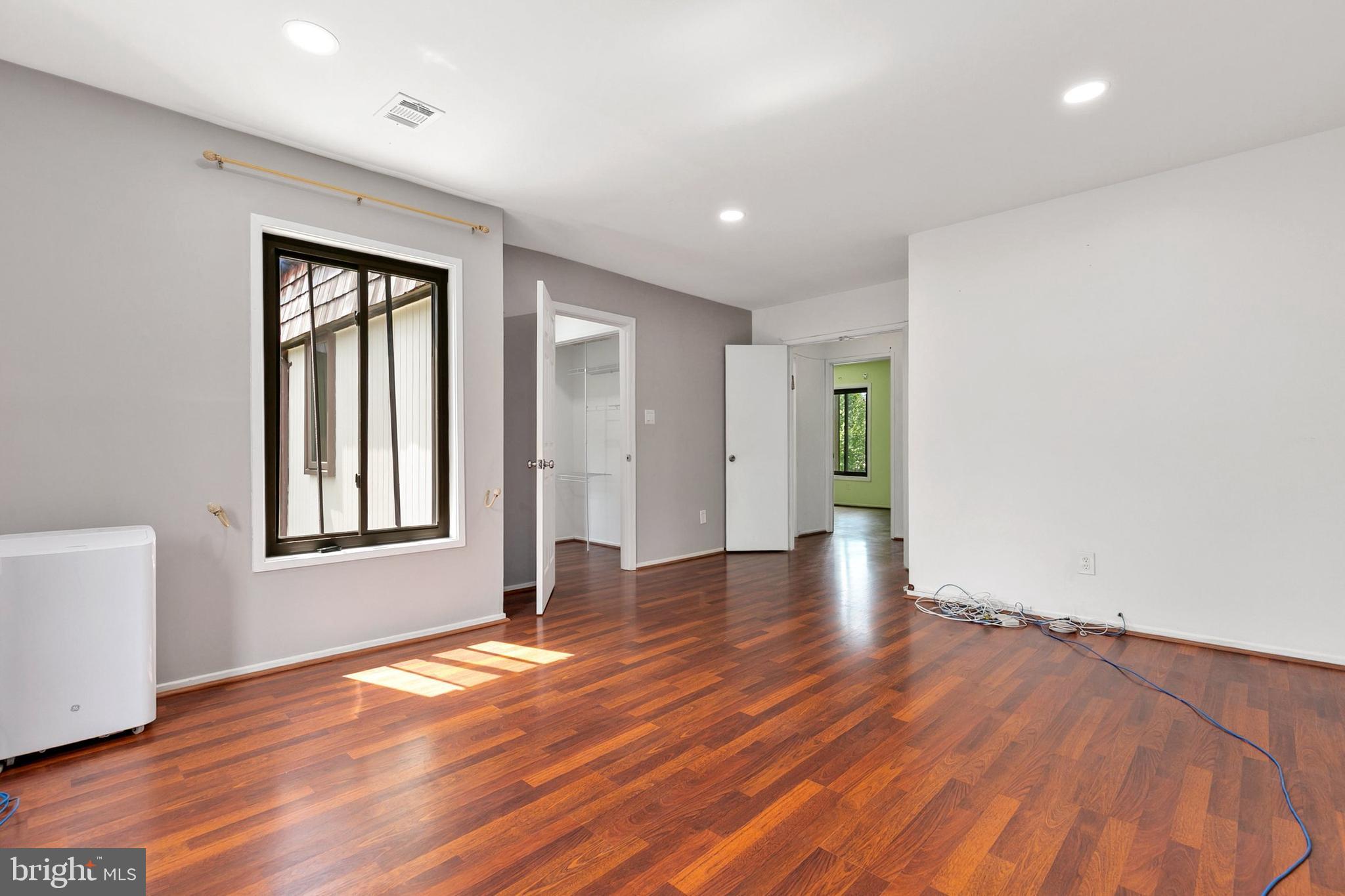 HIGHFIELD - Residential