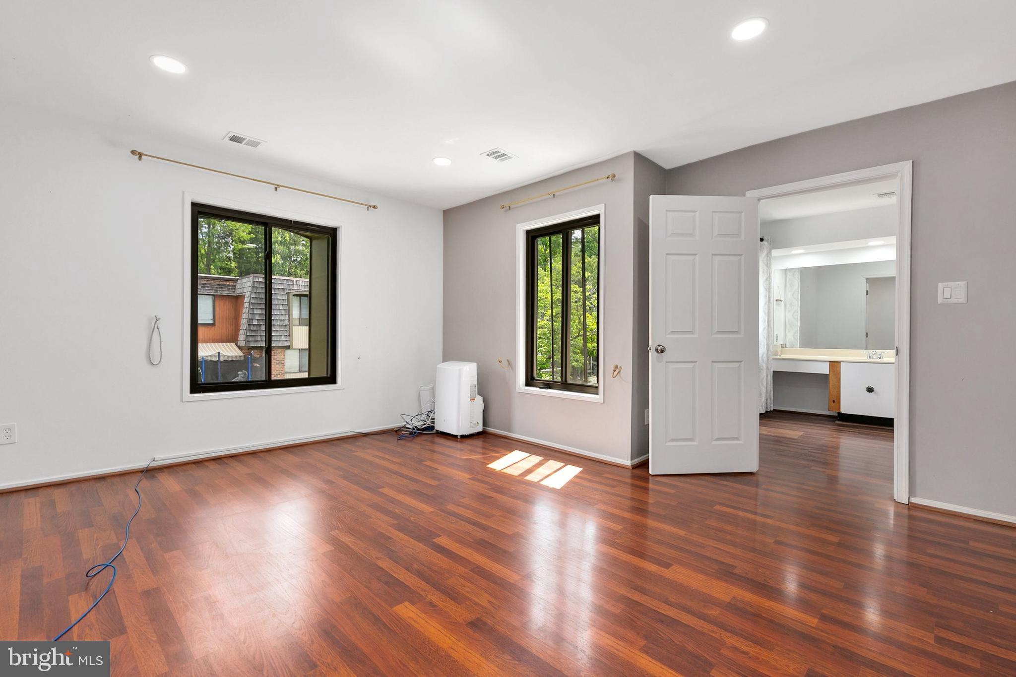 HIGHFIELD - Residential