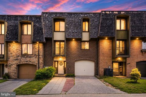 Townhouse For Sale - 9507 Fern Hollow Way<br/> MONTGOMERY VILLAGE, MD 20886